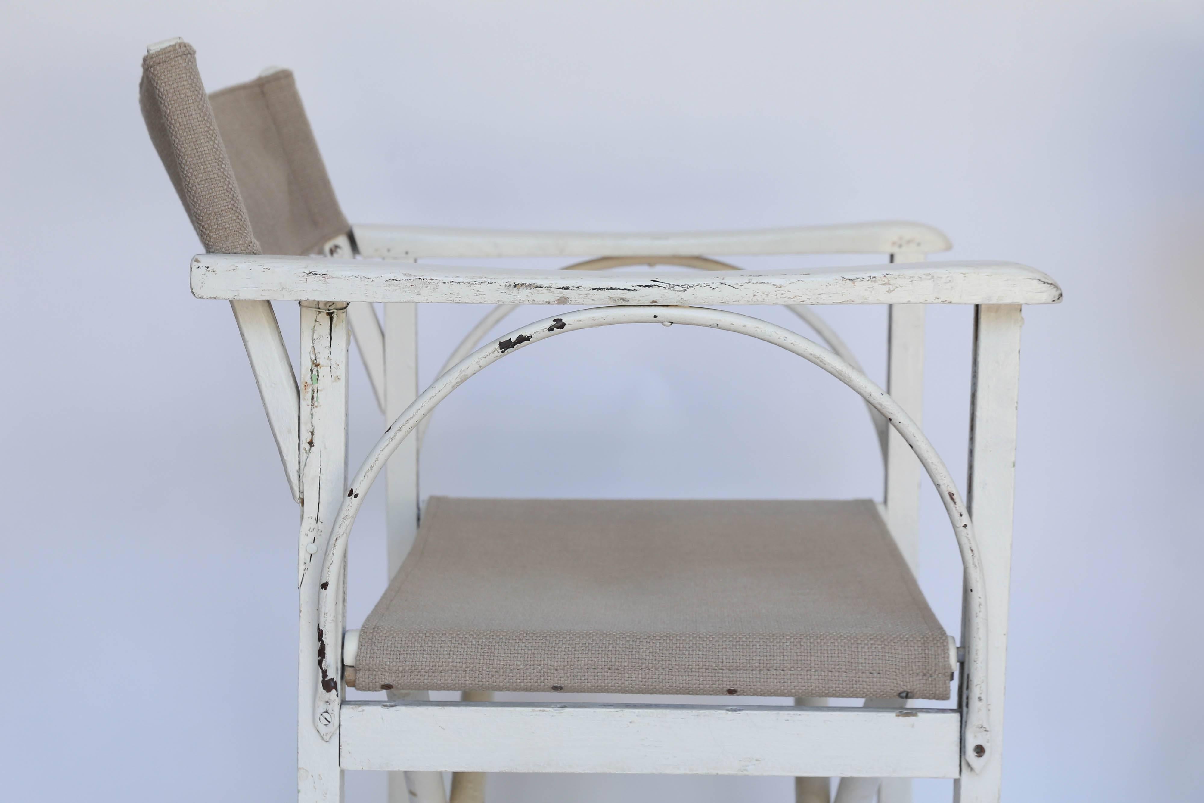 Pair of French Folding Chairs In Good Condition In Houston, TX