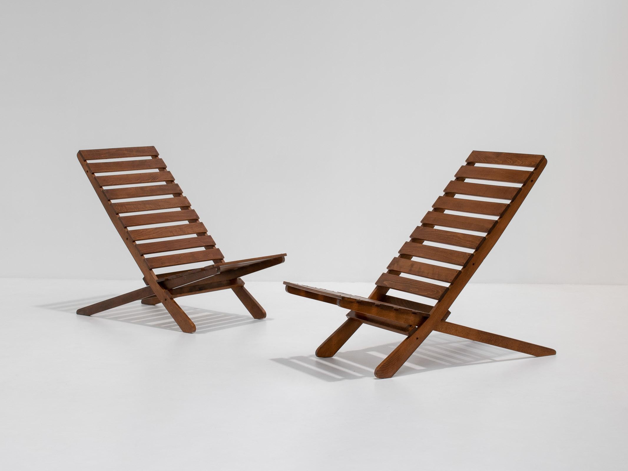 Pair of French Folding Chairs in Stained Teak, France 1950s For Sale 2