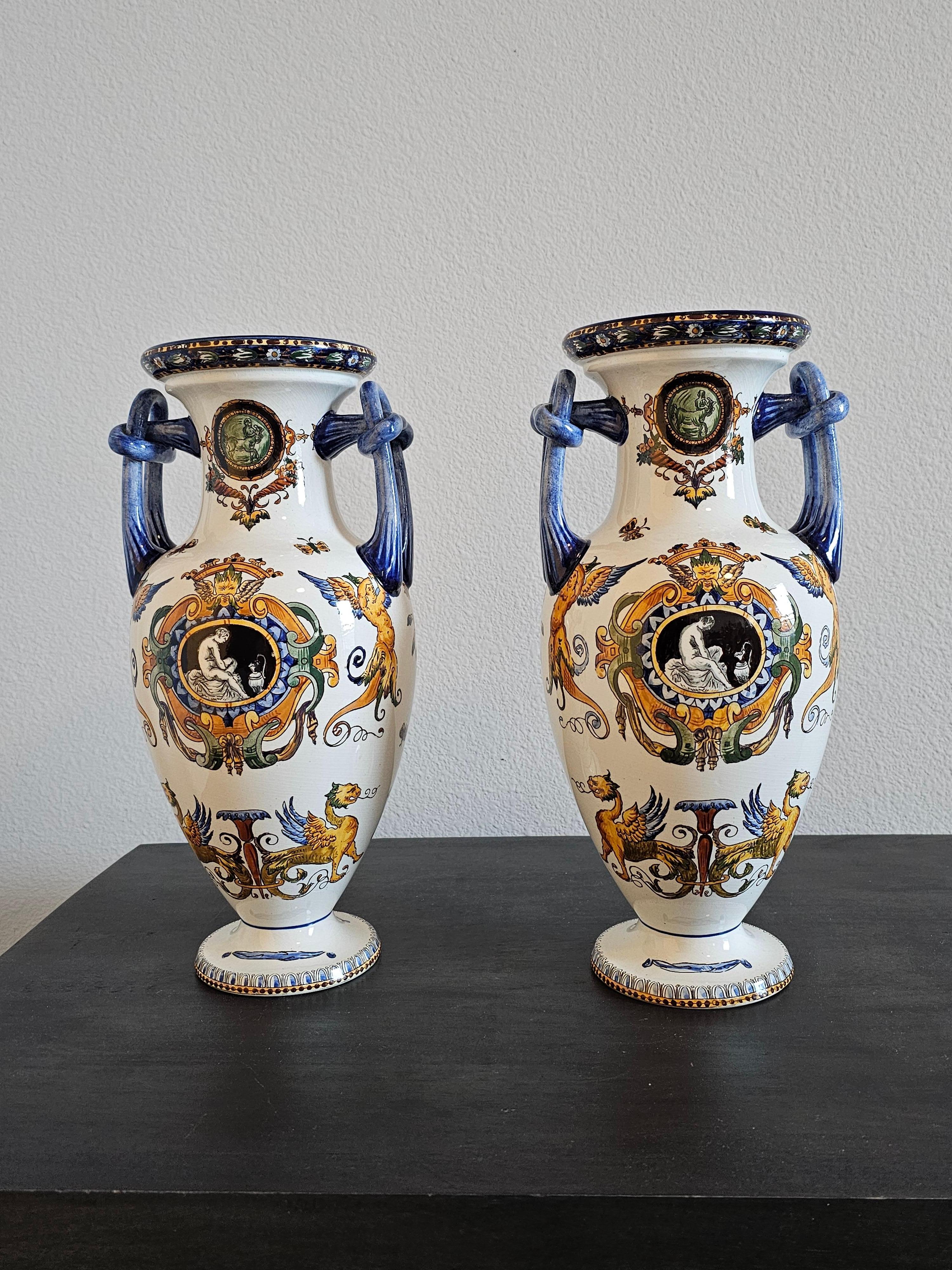Paar französische Gien Fiance-Keramikvasen im Renaissance-Revival-Stil 1