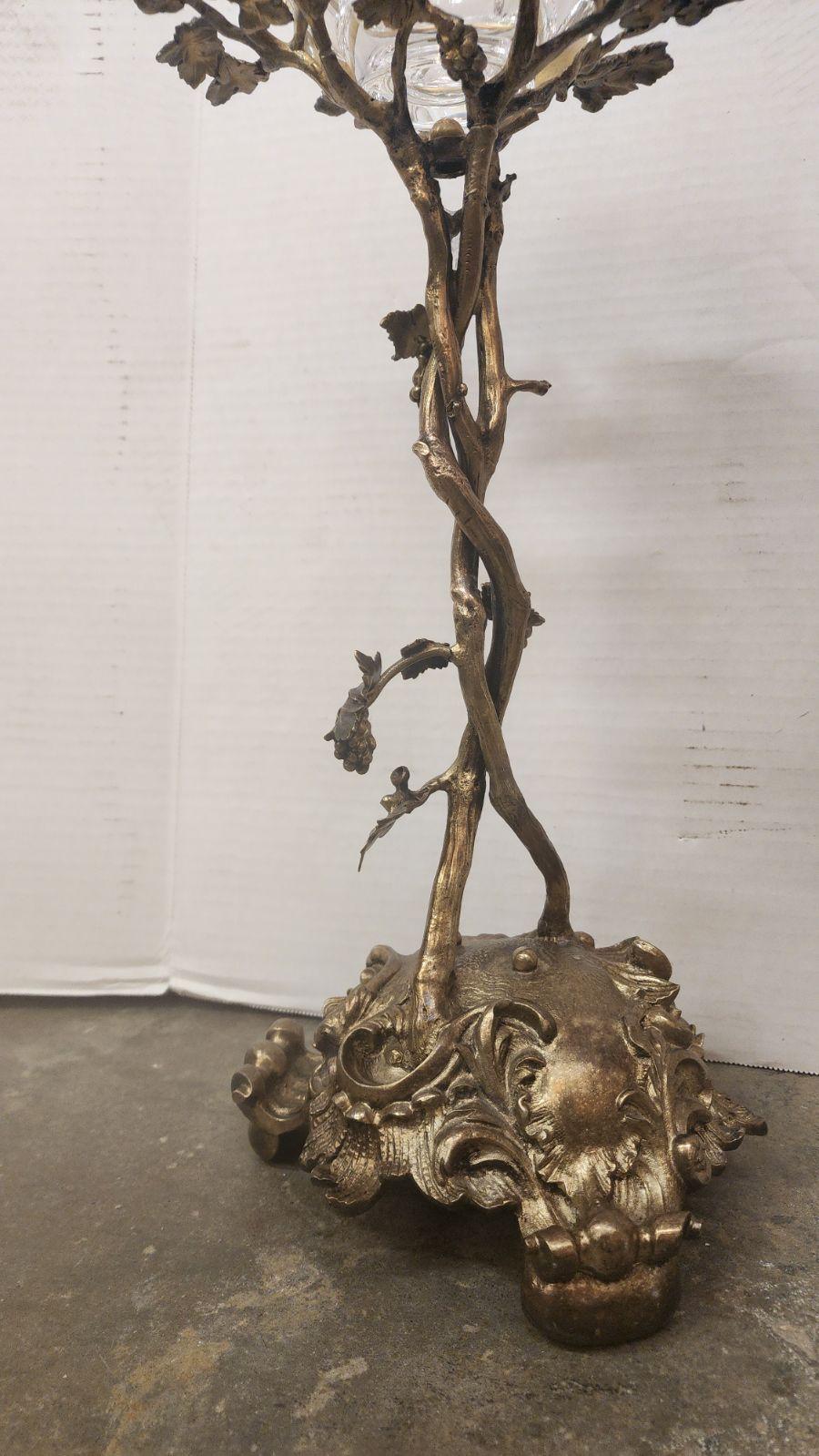 Oro Coppia di candelabri dorati francesi in vendita