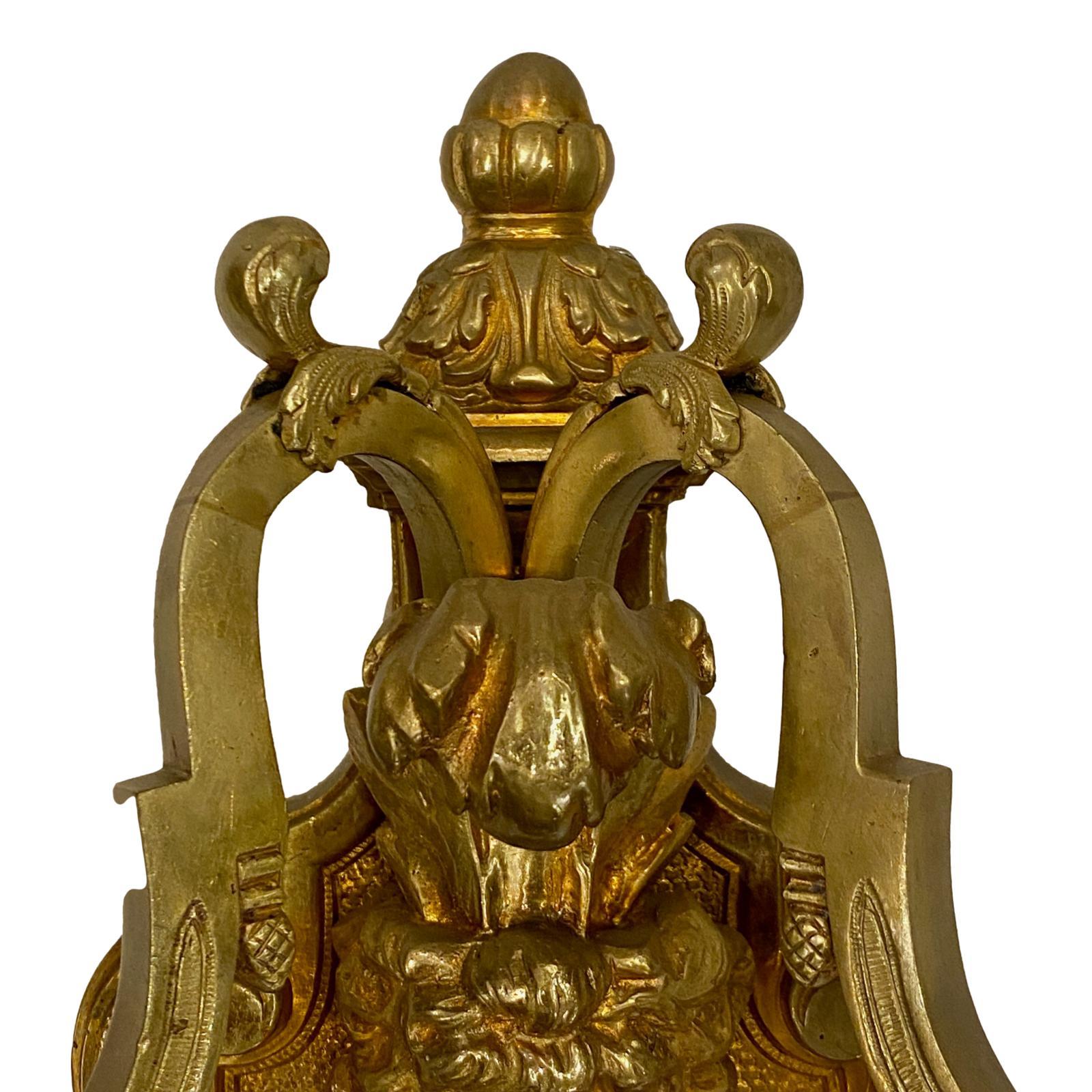 Pair of French Gilt Bronze Sconces In Good Condition For Sale In New York, NY