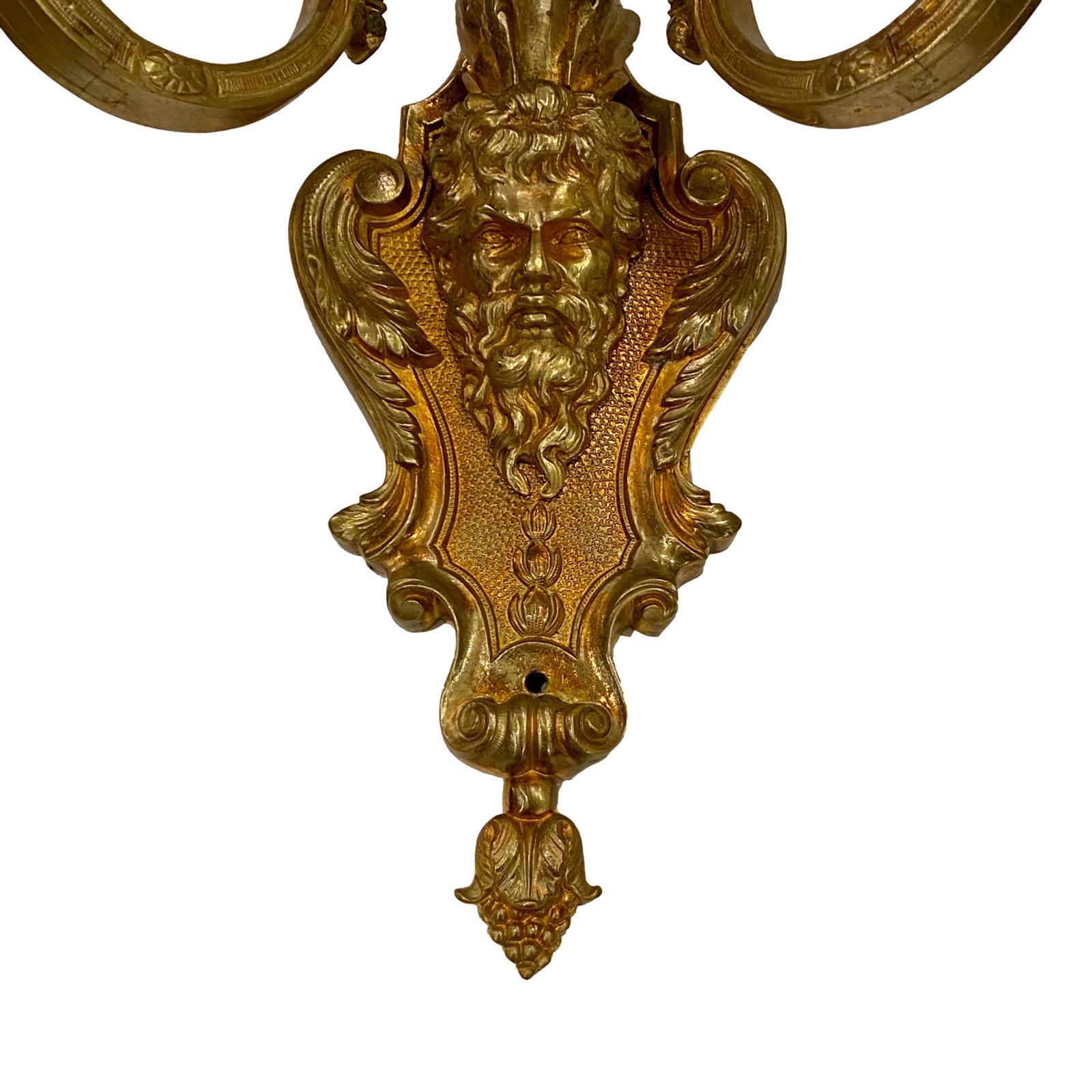 Early 20th Century Pair of French Gilt Bronze Sconces For Sale