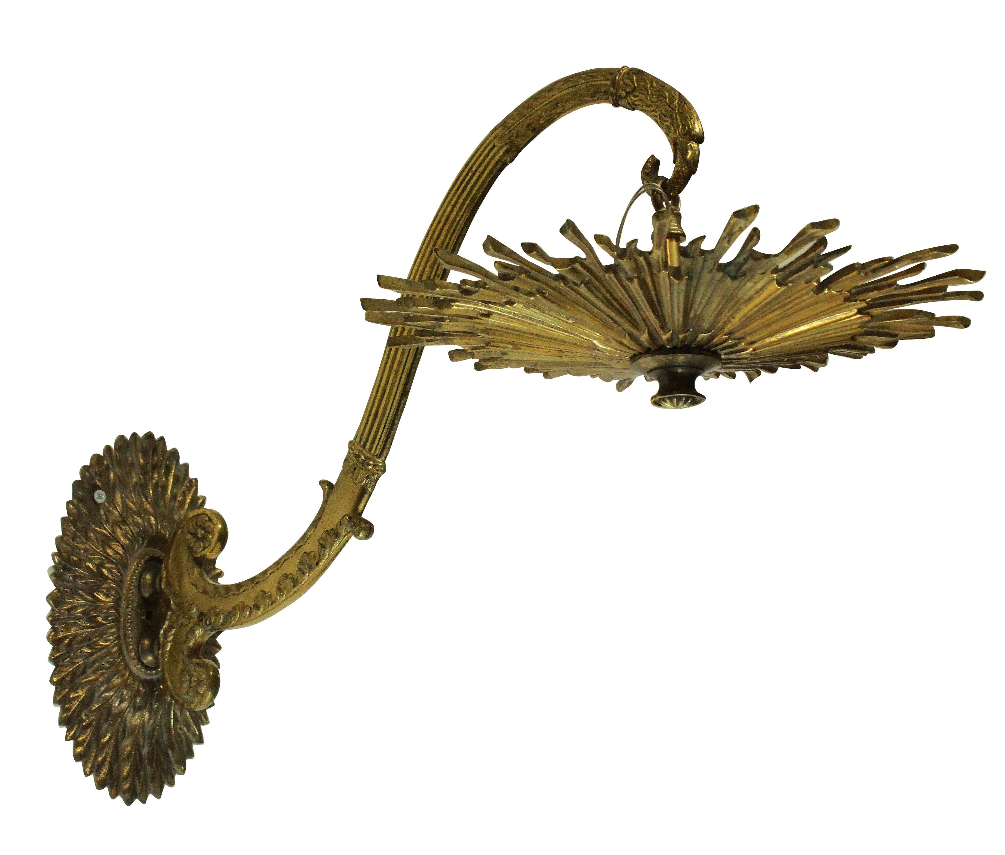 Pair of French Gilt Bronze Sunburst Bracket Wall Sconces In Good Condition In London, GB