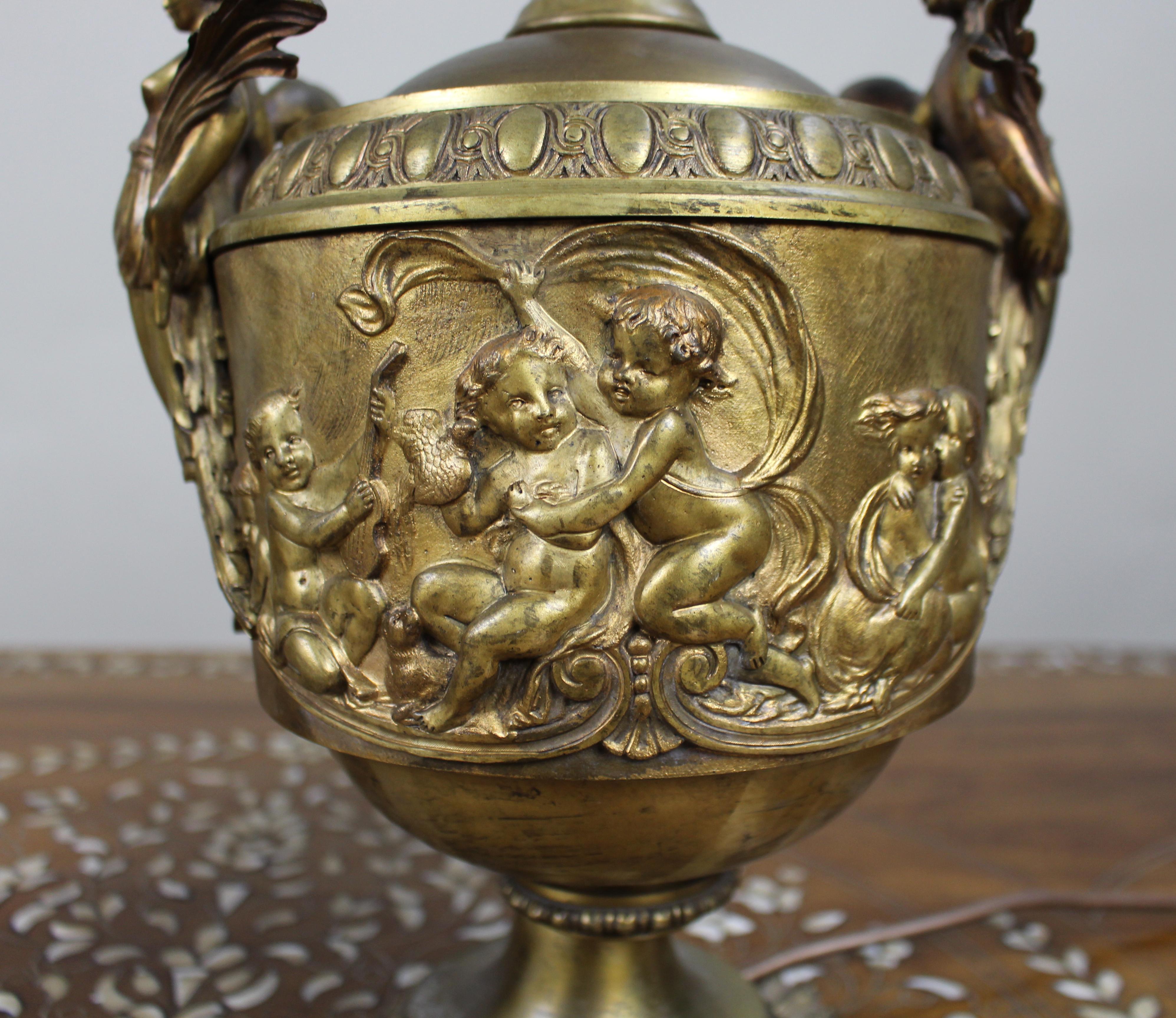 Pair of French Gilt Bronze Urn Lamps with Putti Reliefs, circa 1900 For Sale 7