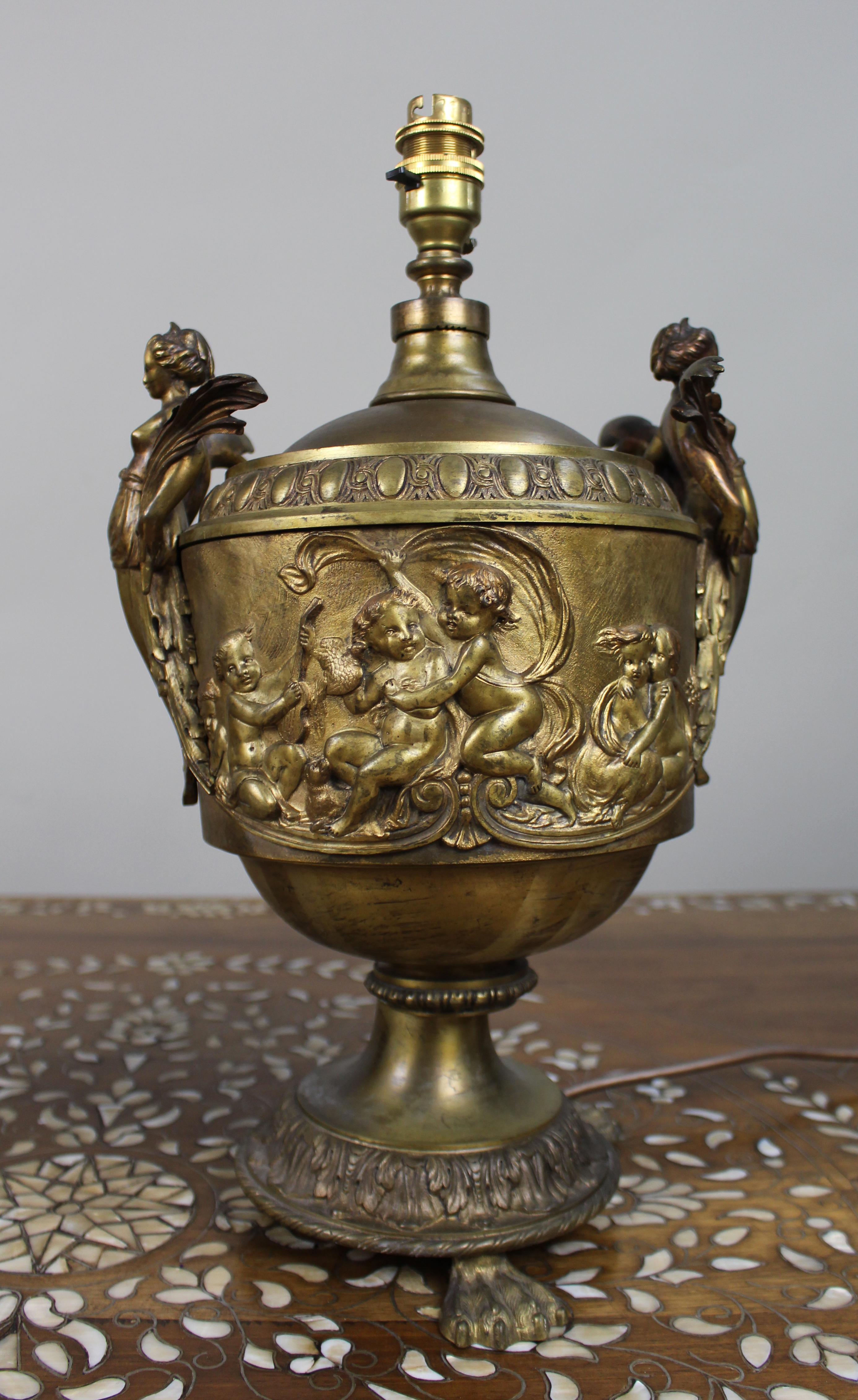 Pair of French Gilt Bronze Urn Lamps with Putti Reliefs, circa 1900 For Sale 3