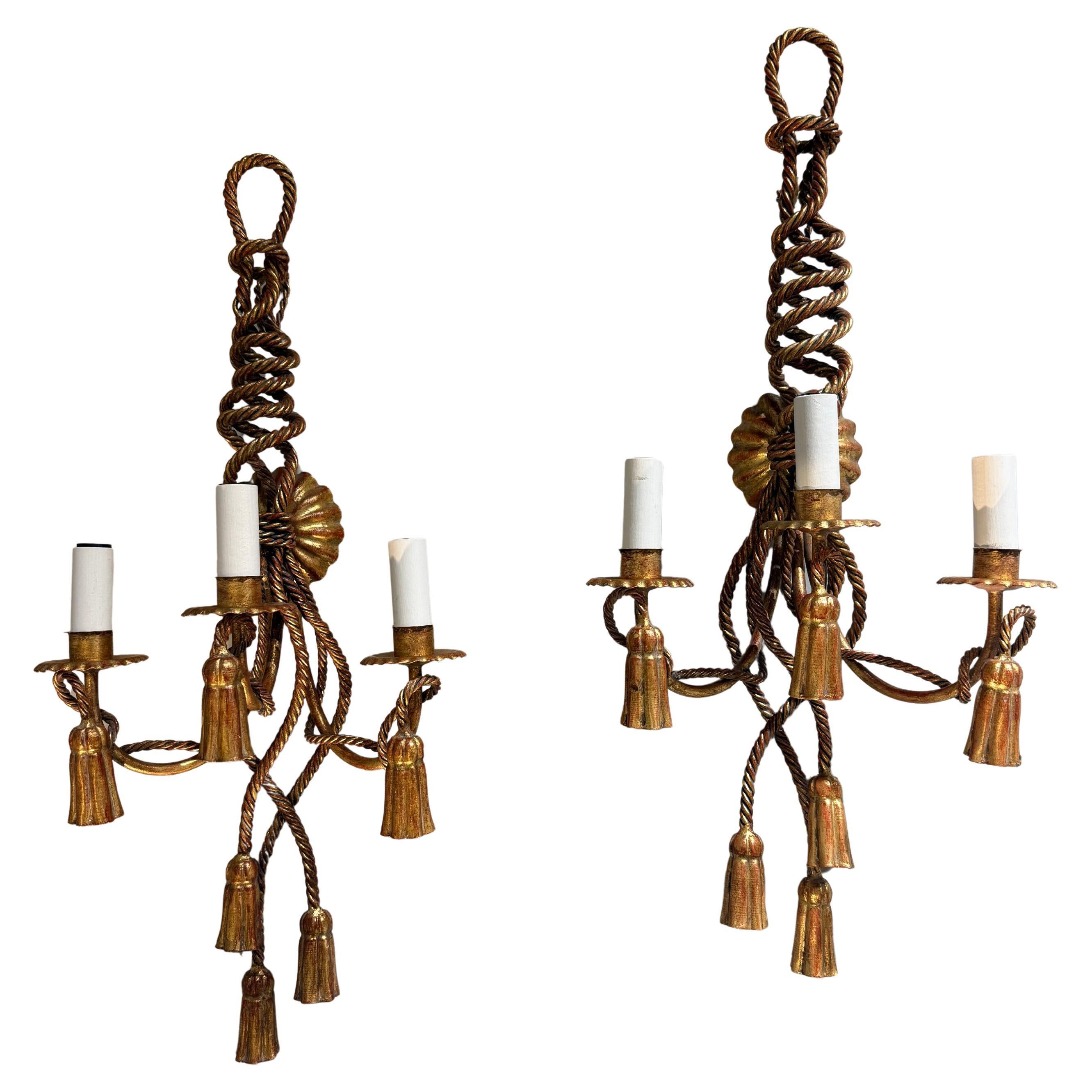 Pareja de apliques franceses de hierro dorado 3 brazos circa 1970