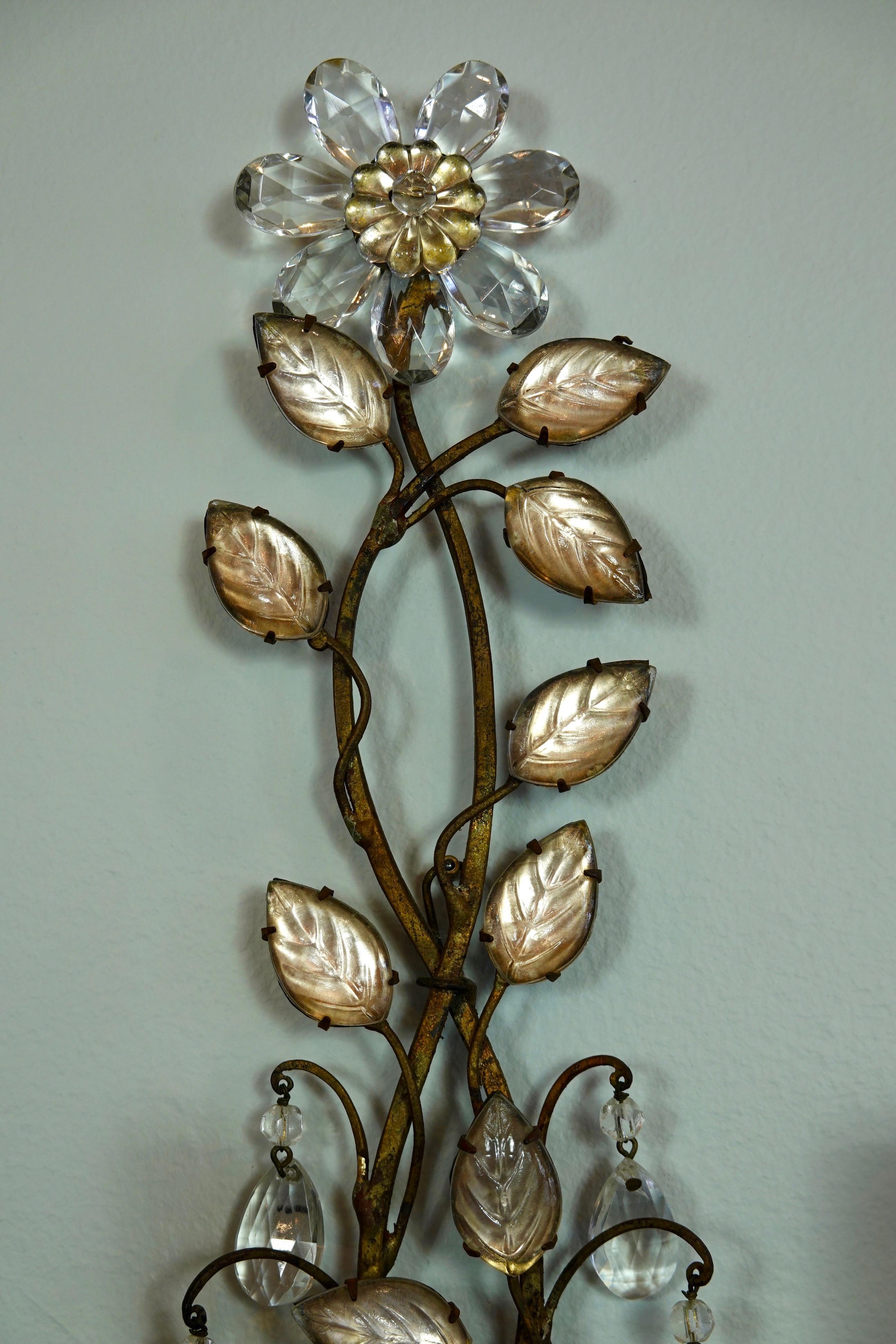 Pair of French Gilt-Metal and Crystal Leaf Sconces by Maison Baguès For Sale 4