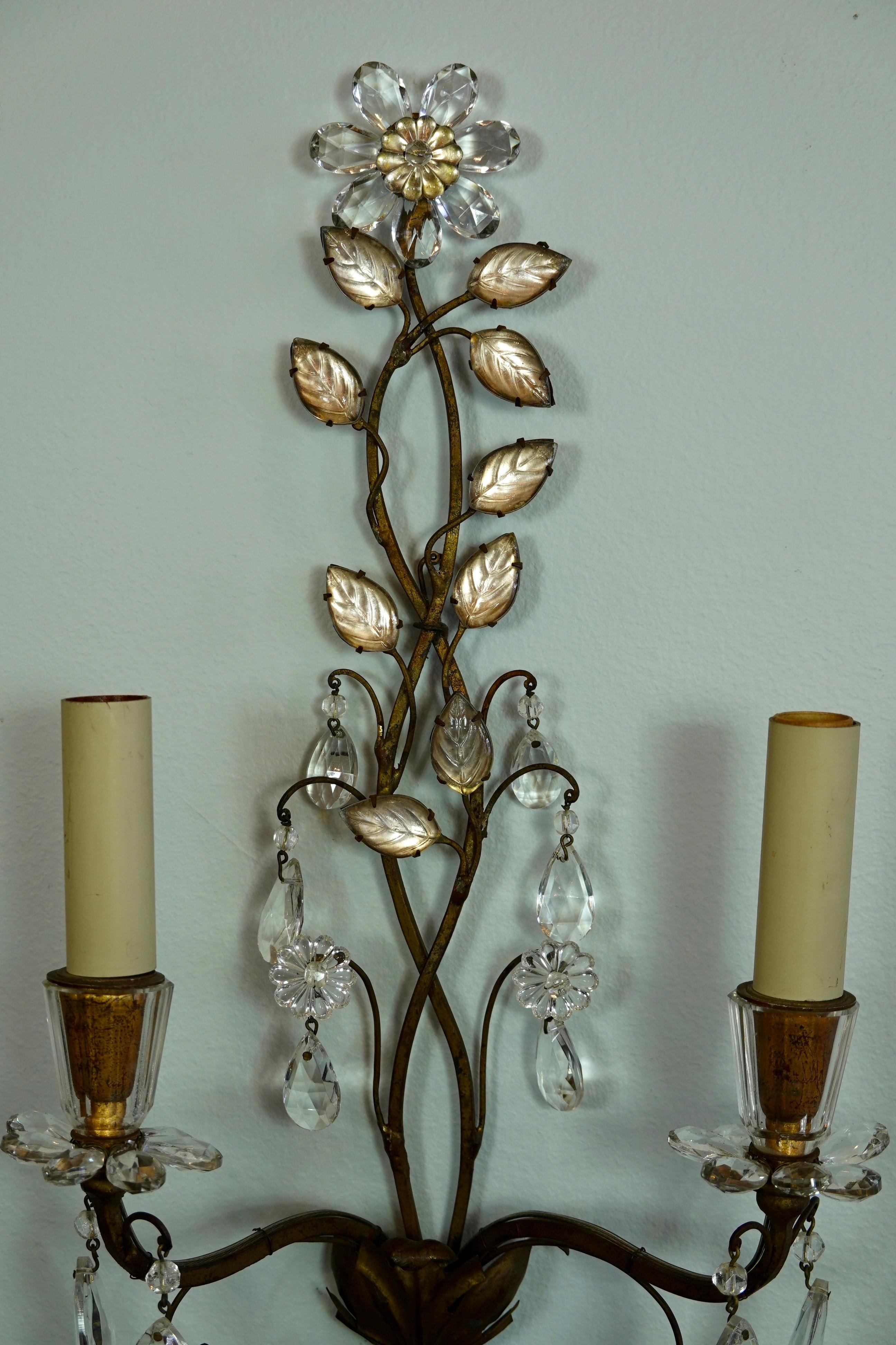 Pair of French Gilt-Metal and Crystal Leaf Sconces by Maison Baguès For Sale 5