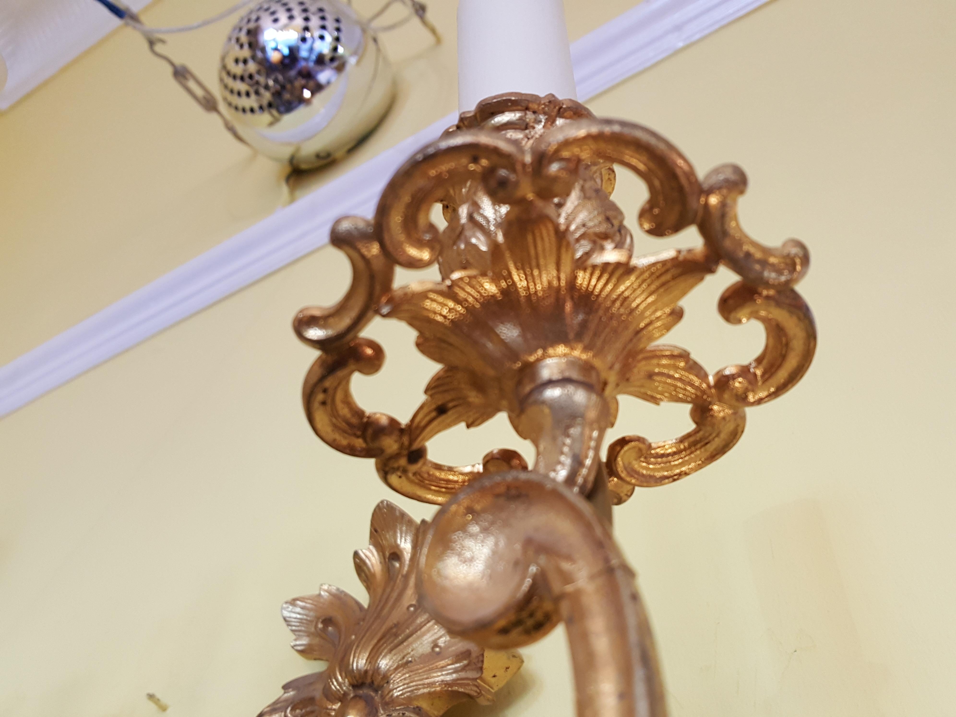 Pair of French Gilt Metal Five-Light Wall Lights In Good Condition In Altrincham, Cheshire