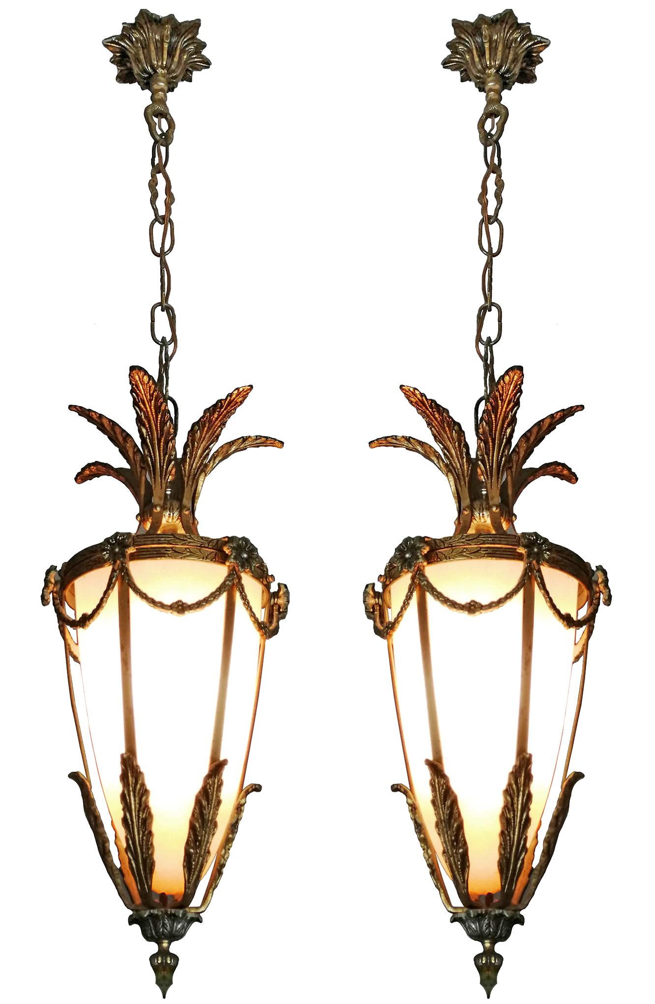 Pair of French Gilt Palm Tree Hollywood Recency Frosted Glass Lantern Chandelier In Good Condition In Coimbra, PT