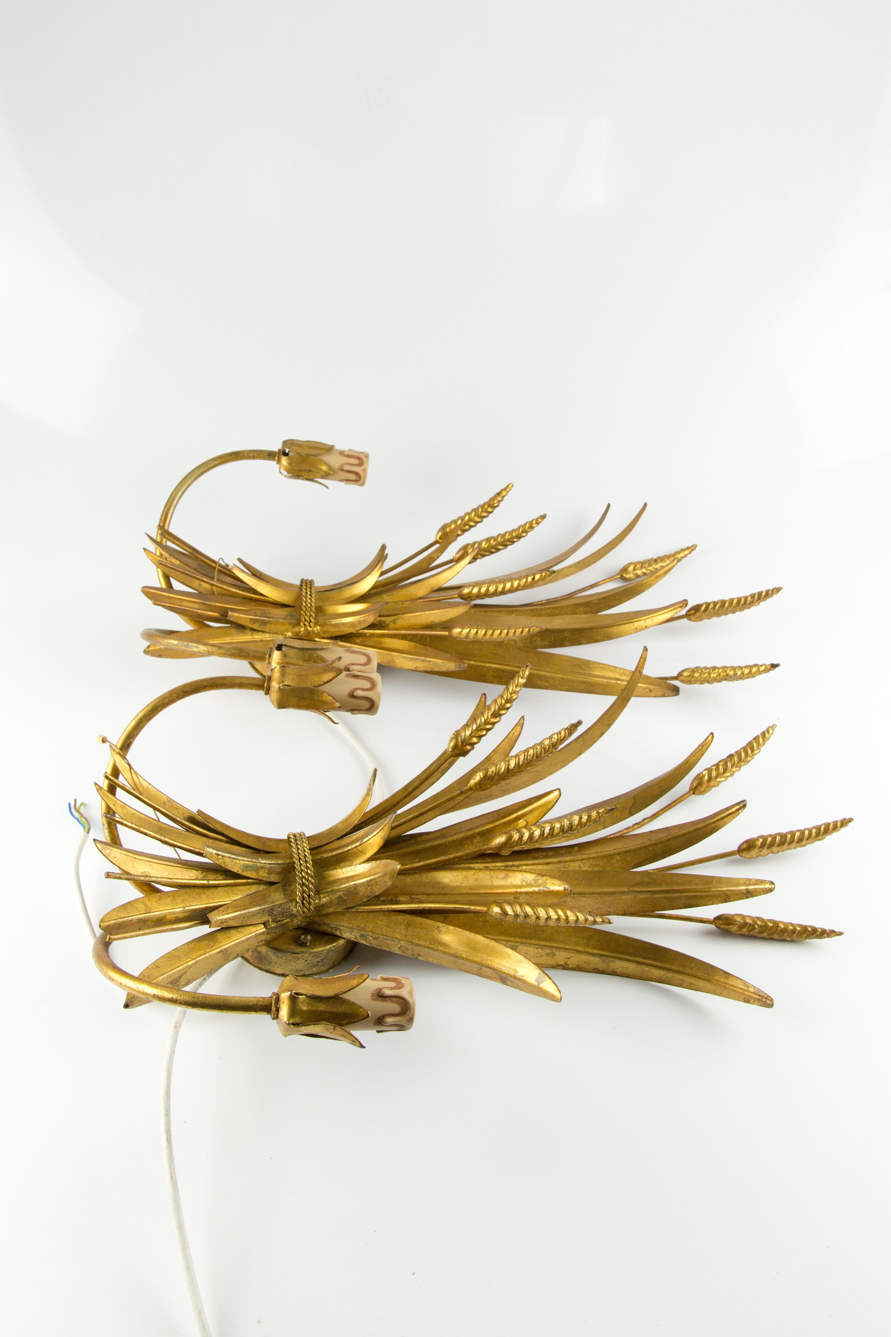 Pair of French Gilt Toleware Wheat Leaf Wall Sconces, 1950s 5
