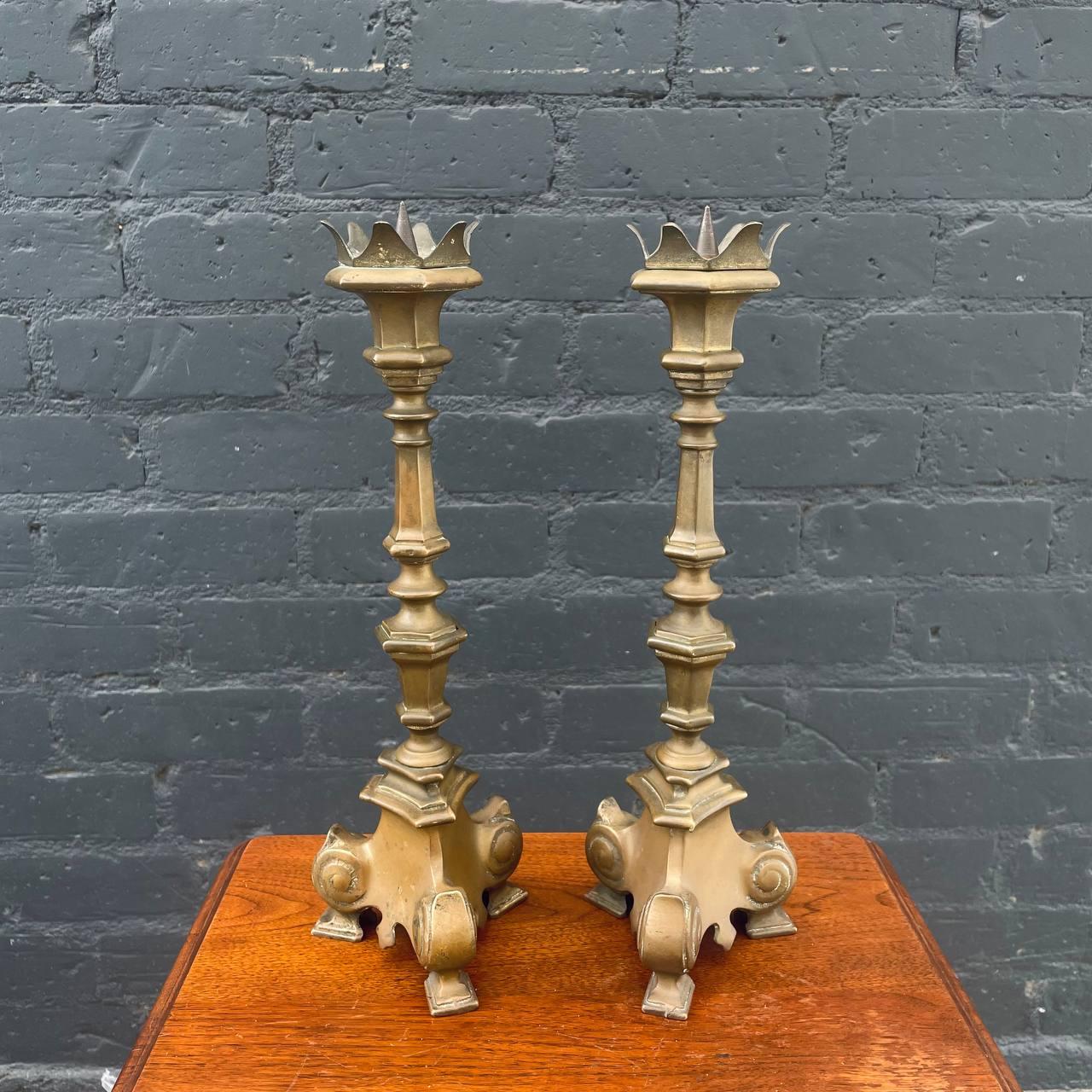 Pair of French Gothic Brass Candle Stick Holders In Good Condition For Sale In Los Angeles, CA