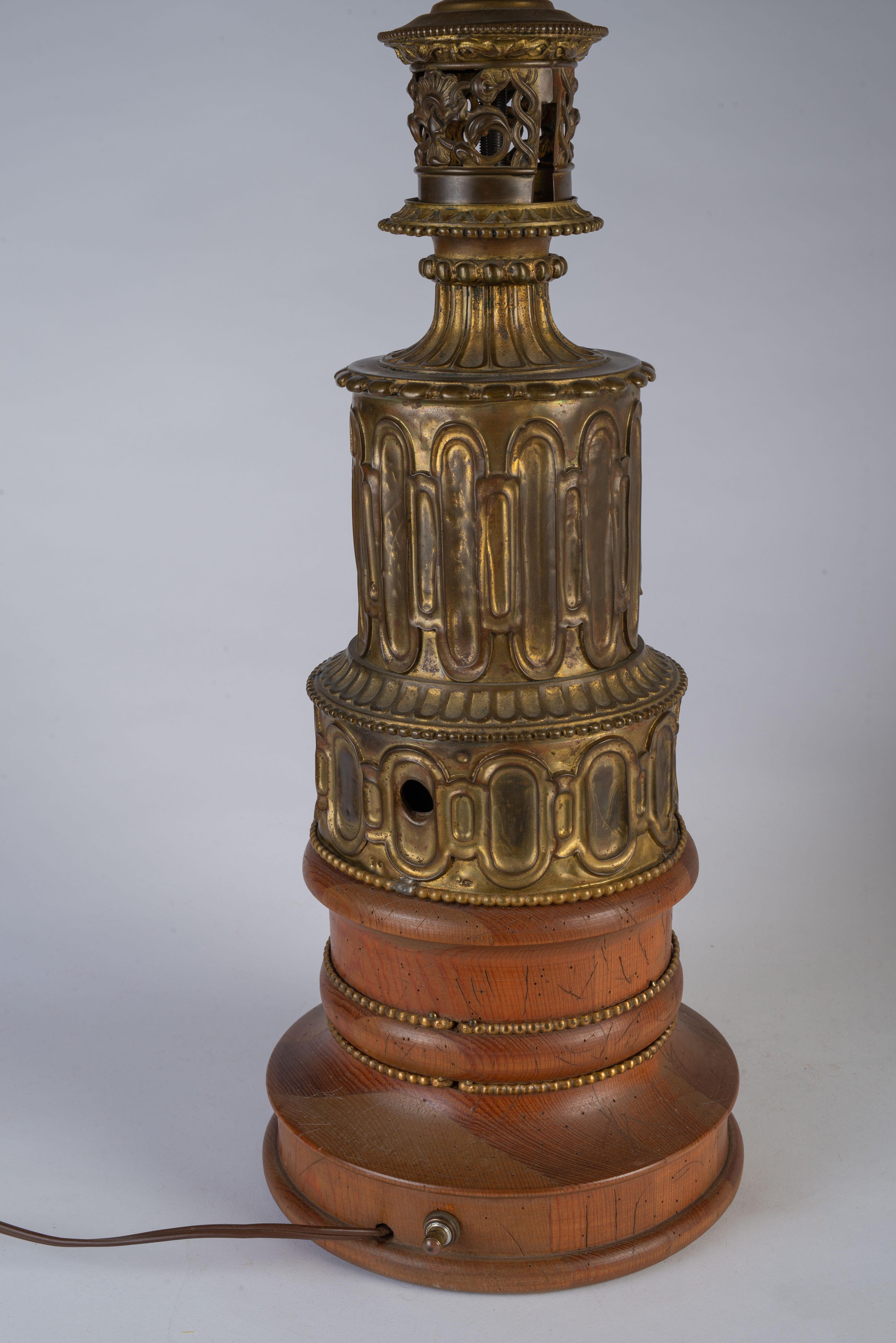Pair of French Gothic Revival Wood and Brass Oil Lamps In Fair Condition For Sale In Kittery Point, ME