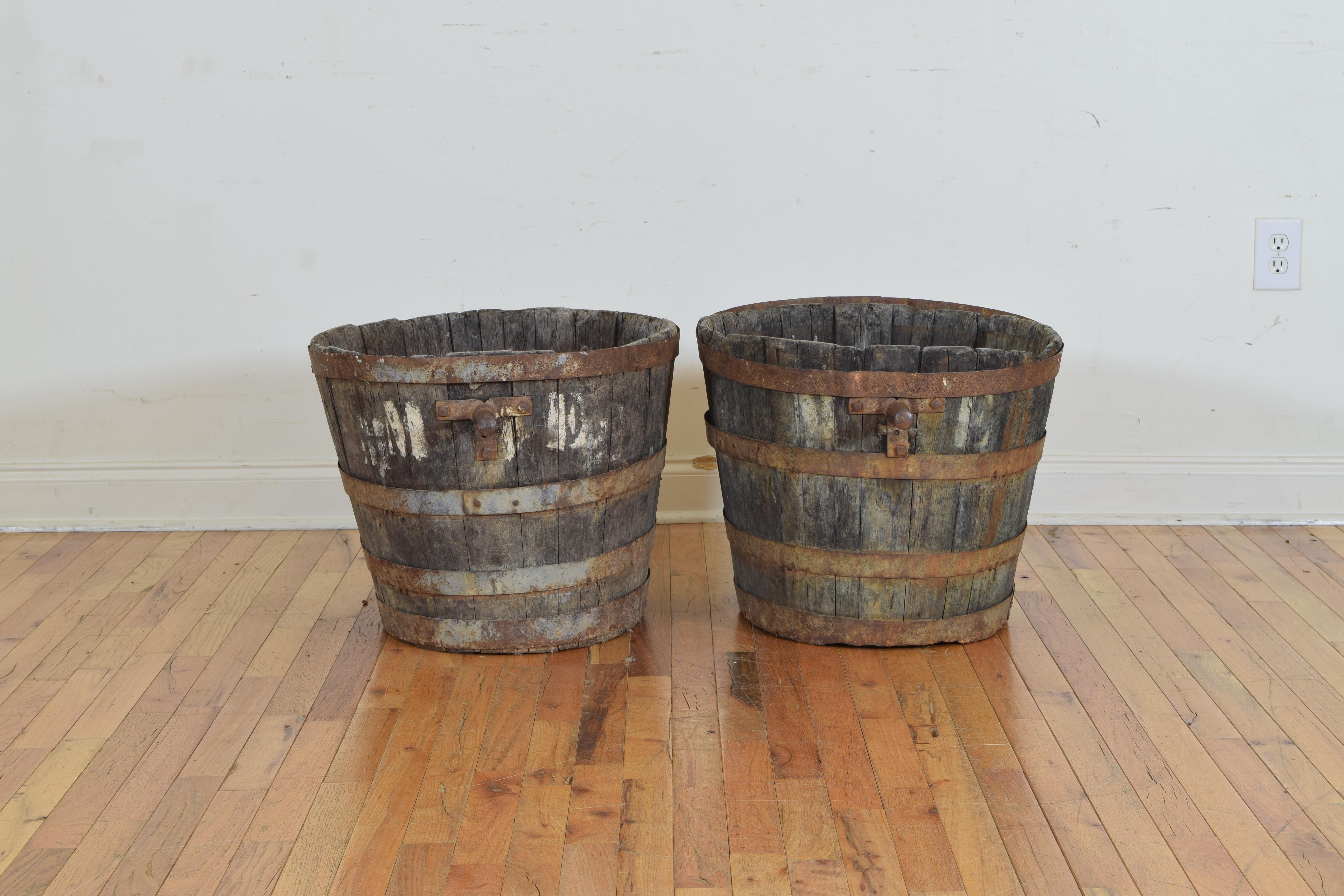 Pair of French Grape Buckets with Metal Banding and Handles, Early 20th Century In Distressed Condition In Atlanta, GA