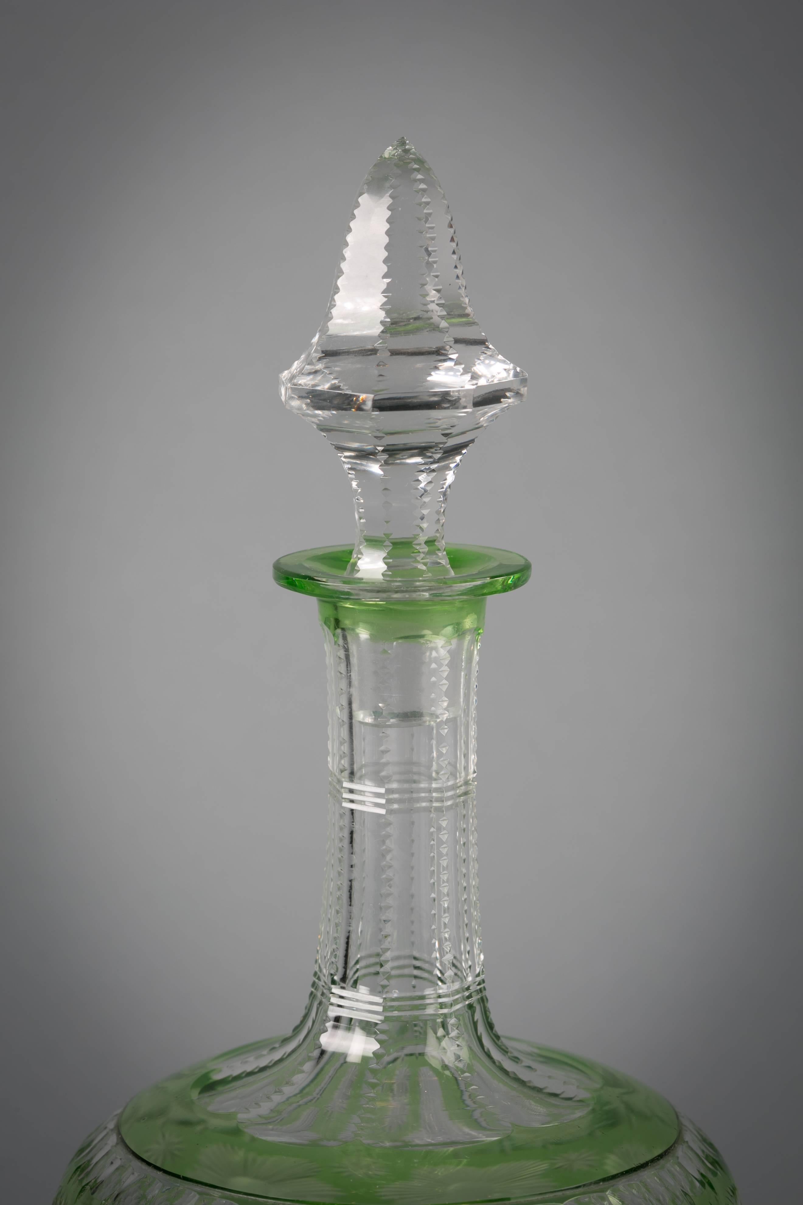 Francese Coppia di bottiglie e tappi francesi Greene & Greene incisi, circa 1890 in vendita