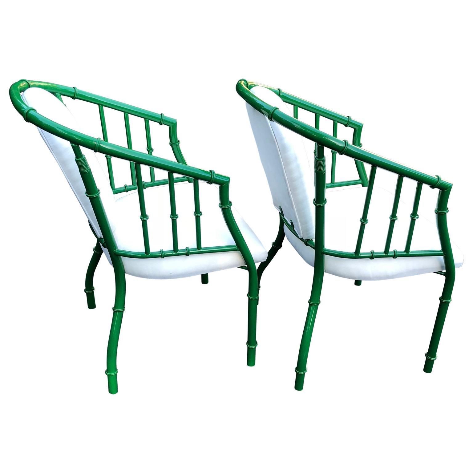 Powder-Coated Pair Of French Green Mid-Century Modern Faux Bamboo Metal Armchairs For Sale
