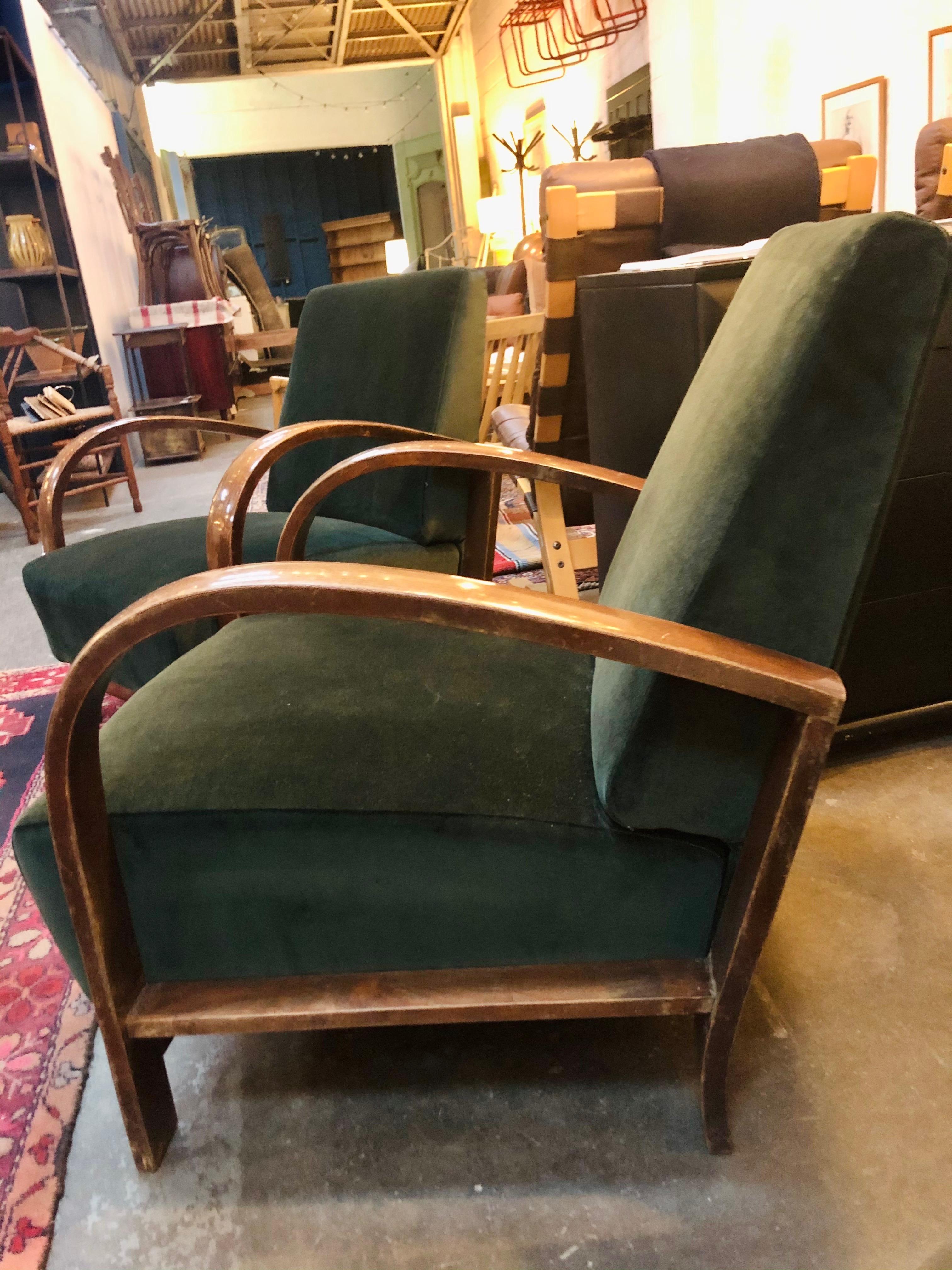Mid-20th Century Pair of French Green Velvet Art Deco Chairs