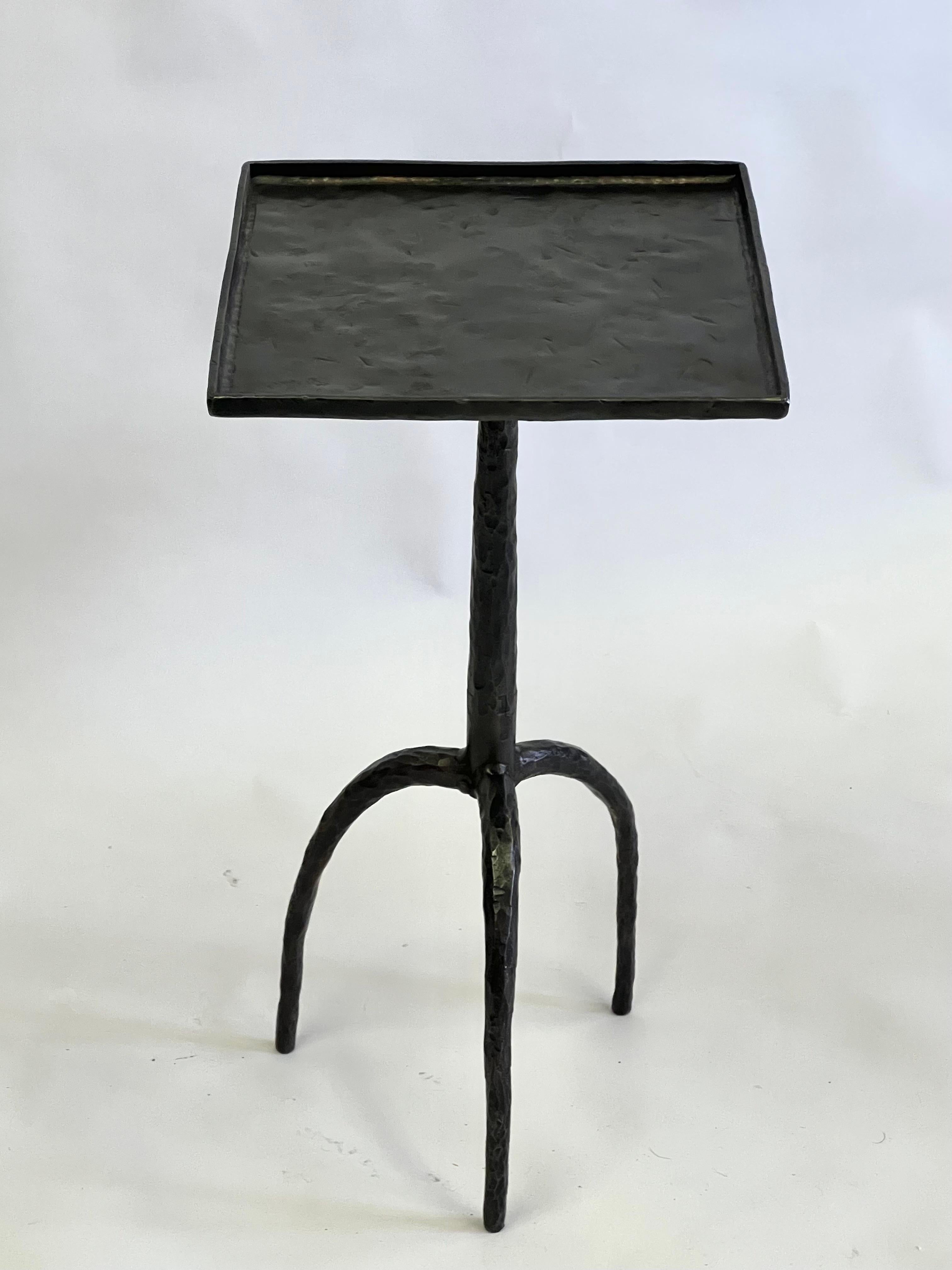 20th Century Pair of French Hammered Wrought Iron Side Tables in style of Diego Giacometti For Sale