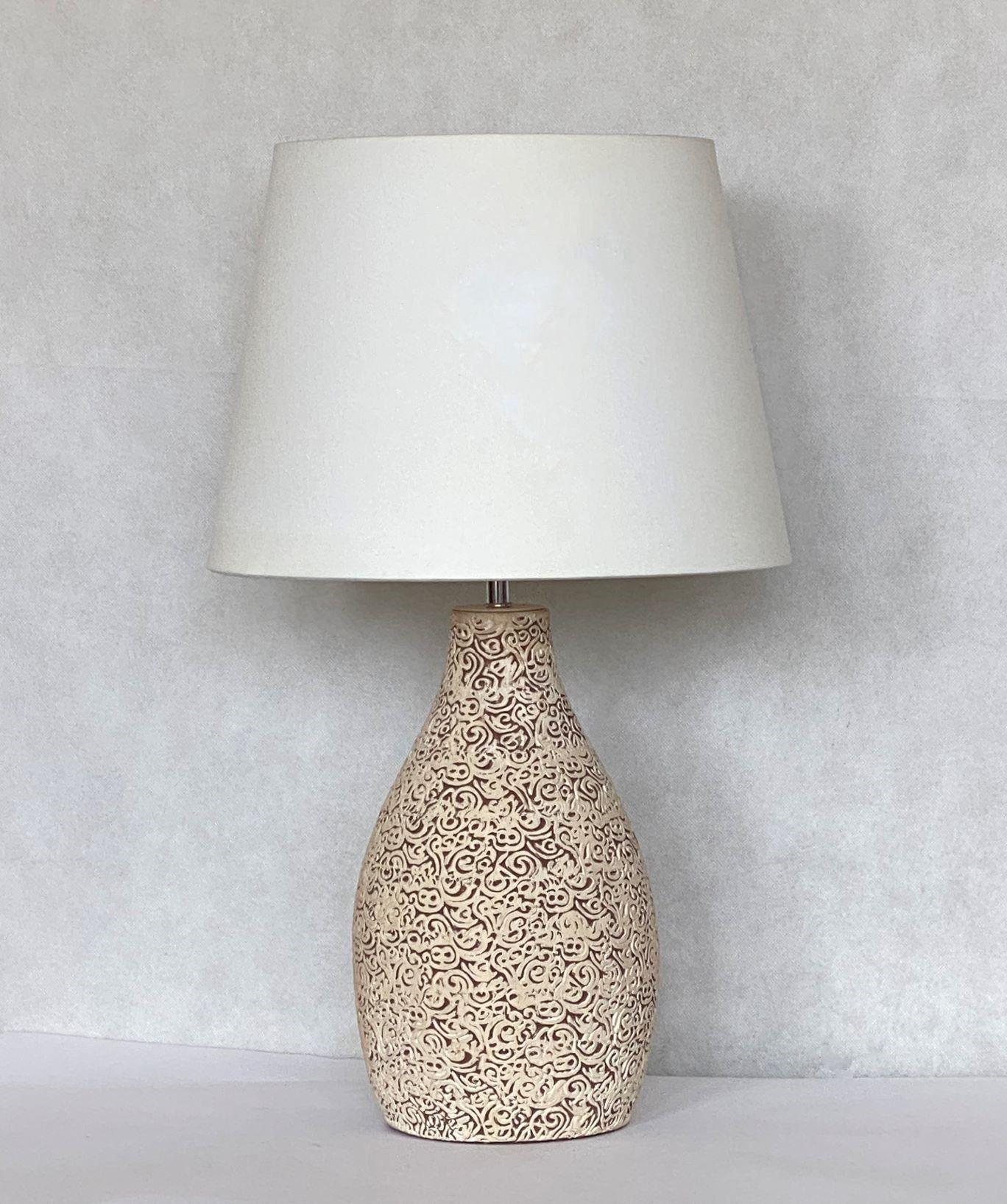 Mid-Century Modern Pair of French Hand-Crafted Ceramic Table Lamps, 1960s For Sale