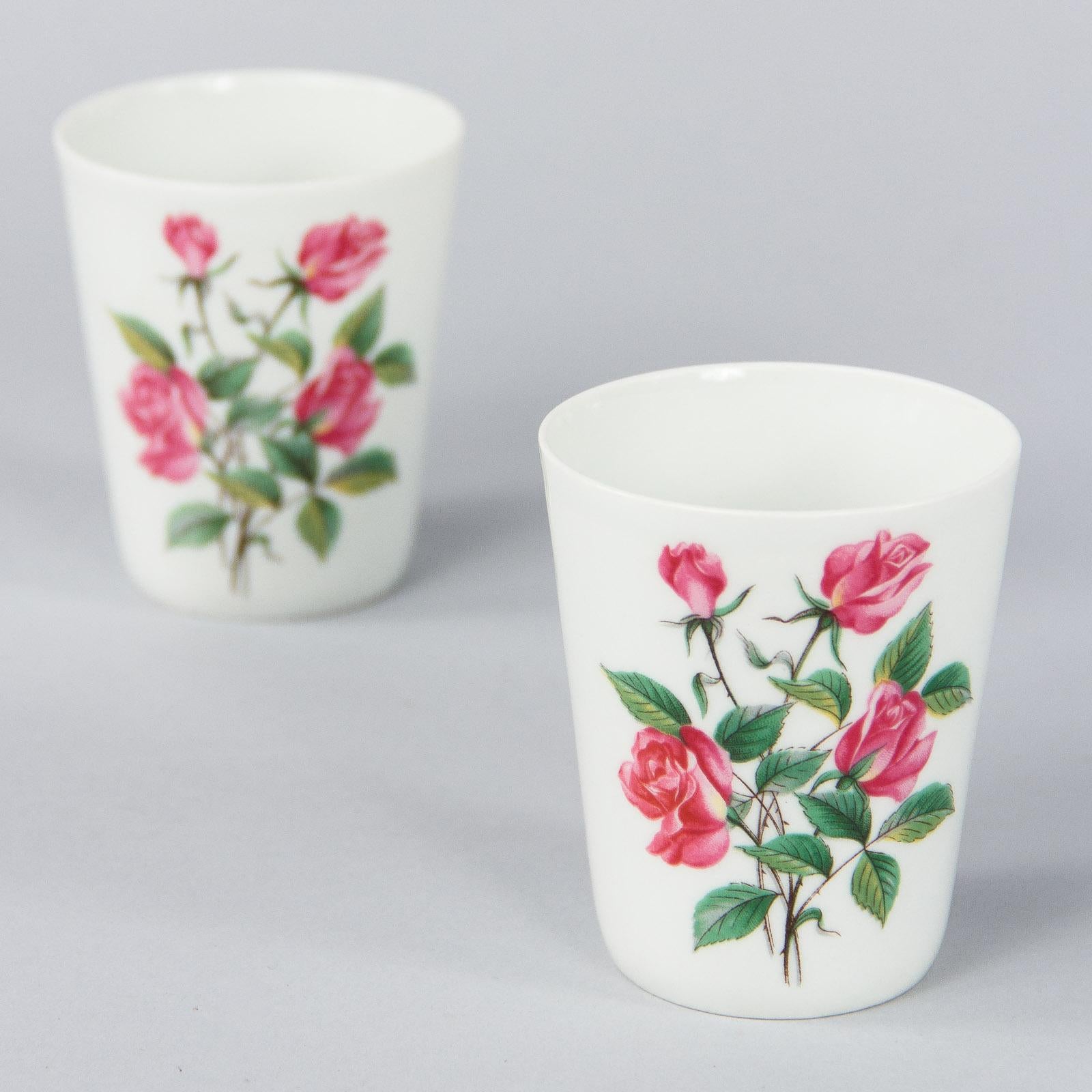 French Hand Painted Ceramic Glasses, 1950s In Good Condition For Sale In Austin, TX