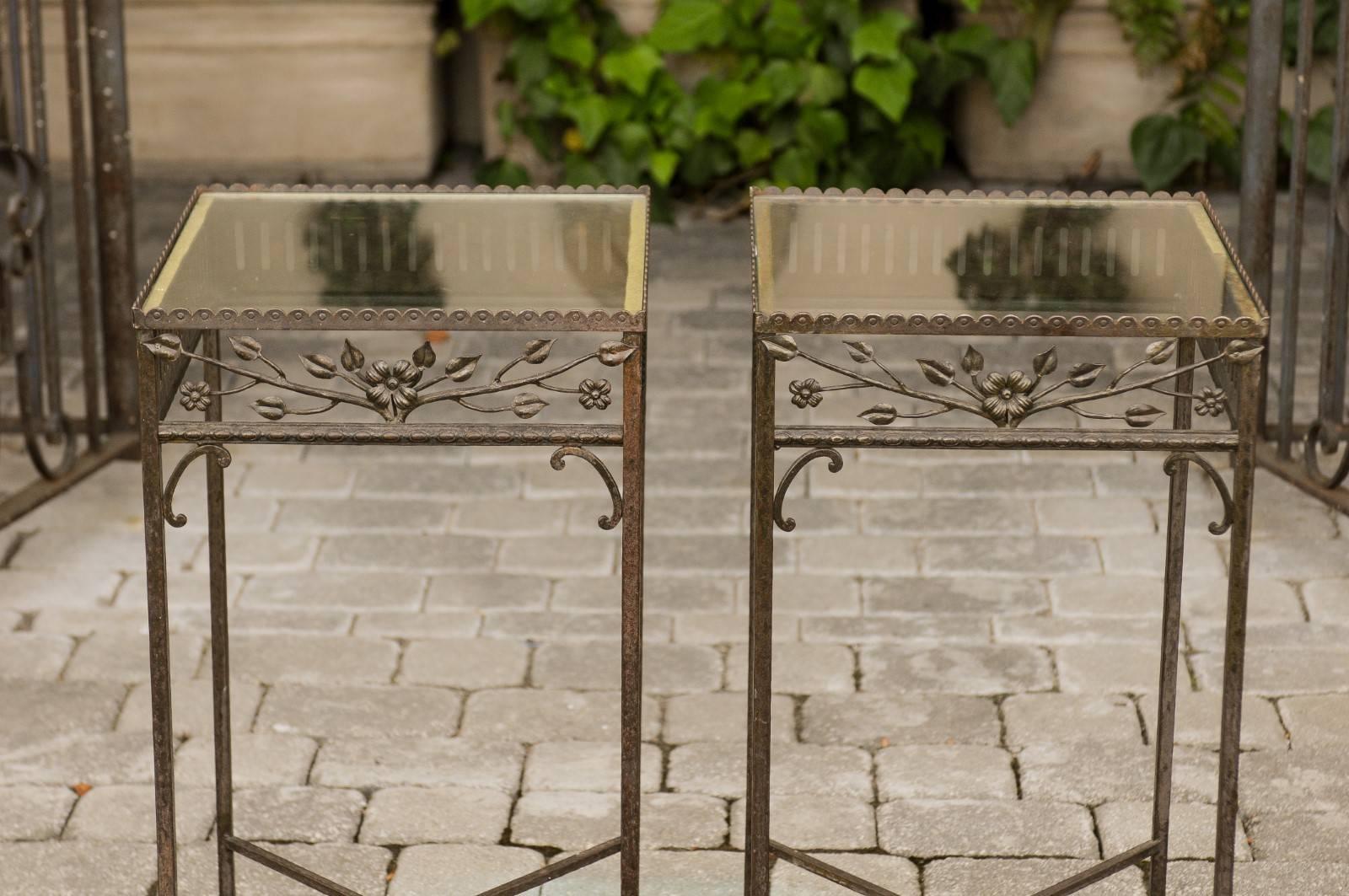 Pair of French Hand-Wrought Iron Side Tables with Floral Motifs, circa 1900 7