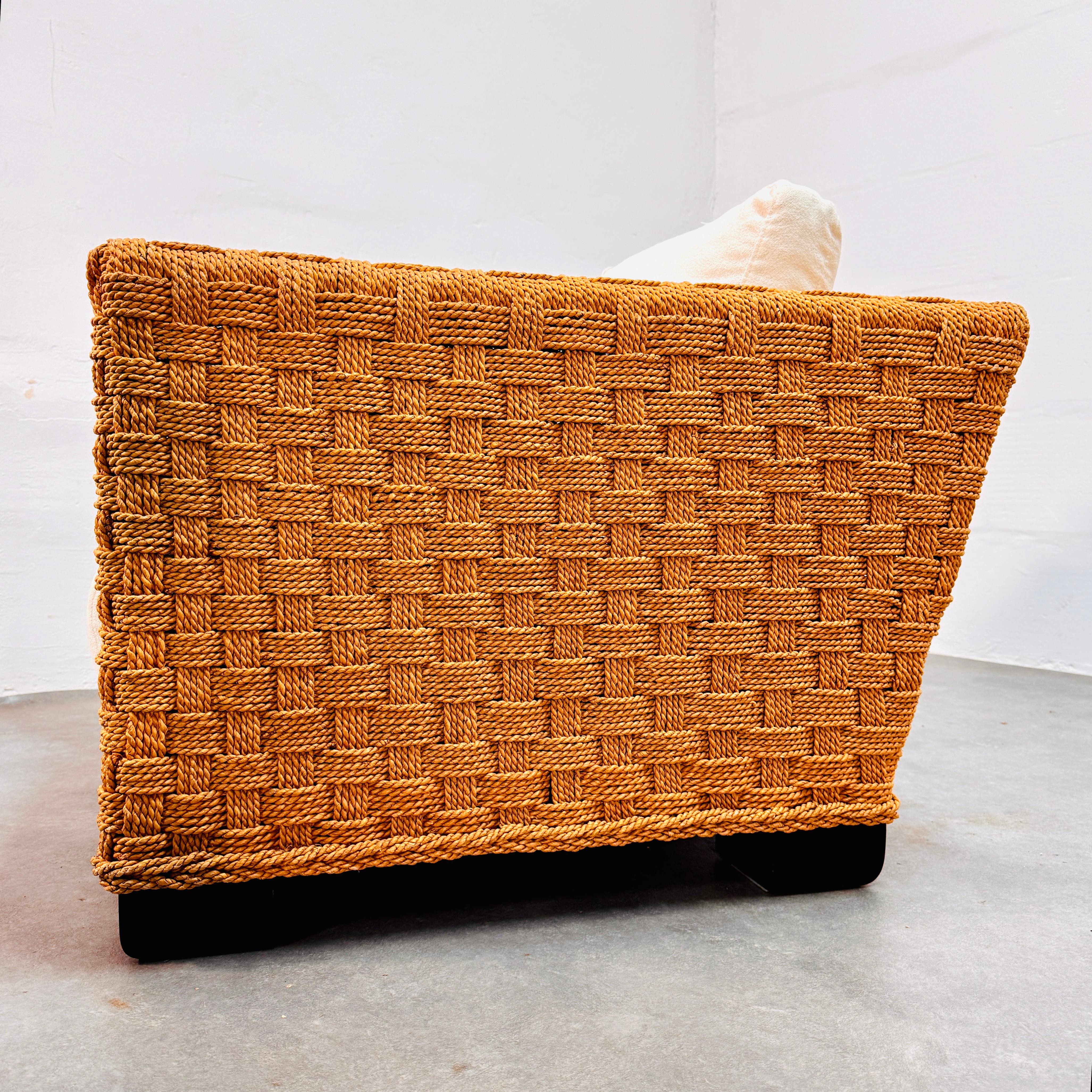 Coppia di poltrone francesi in tessuto di Hempe di Audoux et Minet per Ligne Roset In condizioni buone in vendita a CASTENRAY, NL