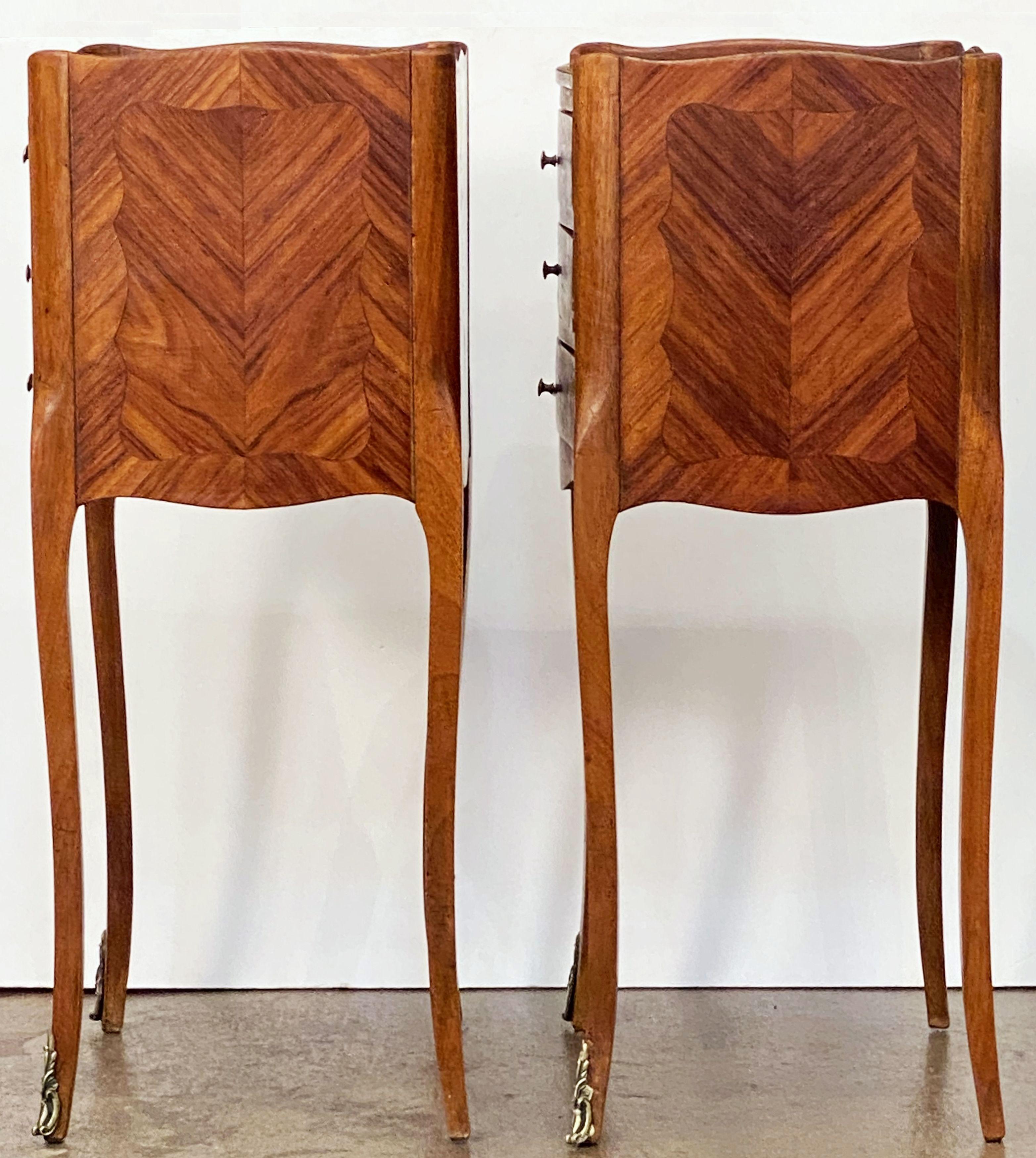 Pair of French Inlaid Bedside Tables or Nightstands on Cabriole Legs 11