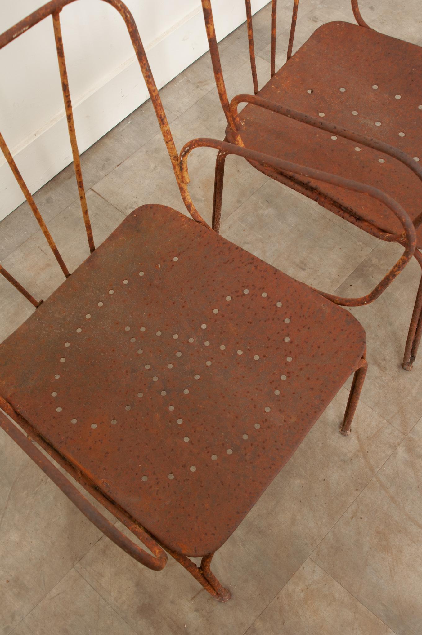 Pair of French Iron Bistro Chairs In Good Condition For Sale In Baton Rouge, LA