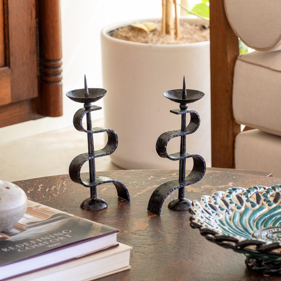 Pair of French Iron Candlesticks In Good Condition In Los Angeles, CA
