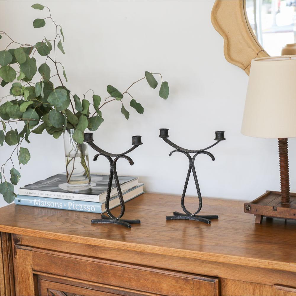 Pair of French Iron Candlesticks In Good Condition In Los Angeles, CA