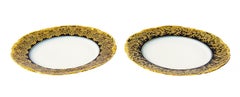Ein Paar französische Jean Pouyat-Teller für Limoges in Kobaltblau/Gold mit Dekor