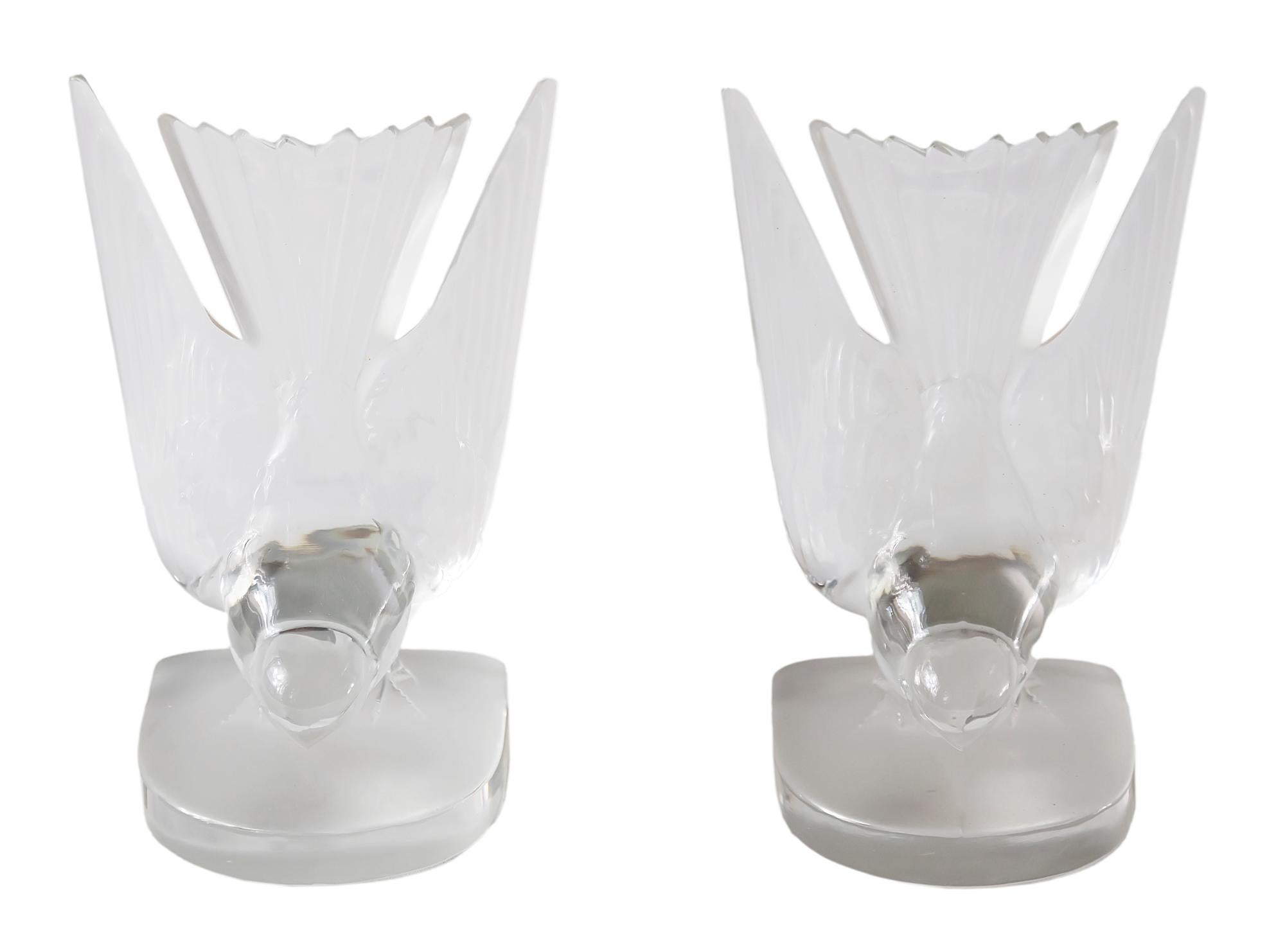 Mid-Century Modern Pair of French Lalique Crystal Birds Sculptures For Sale