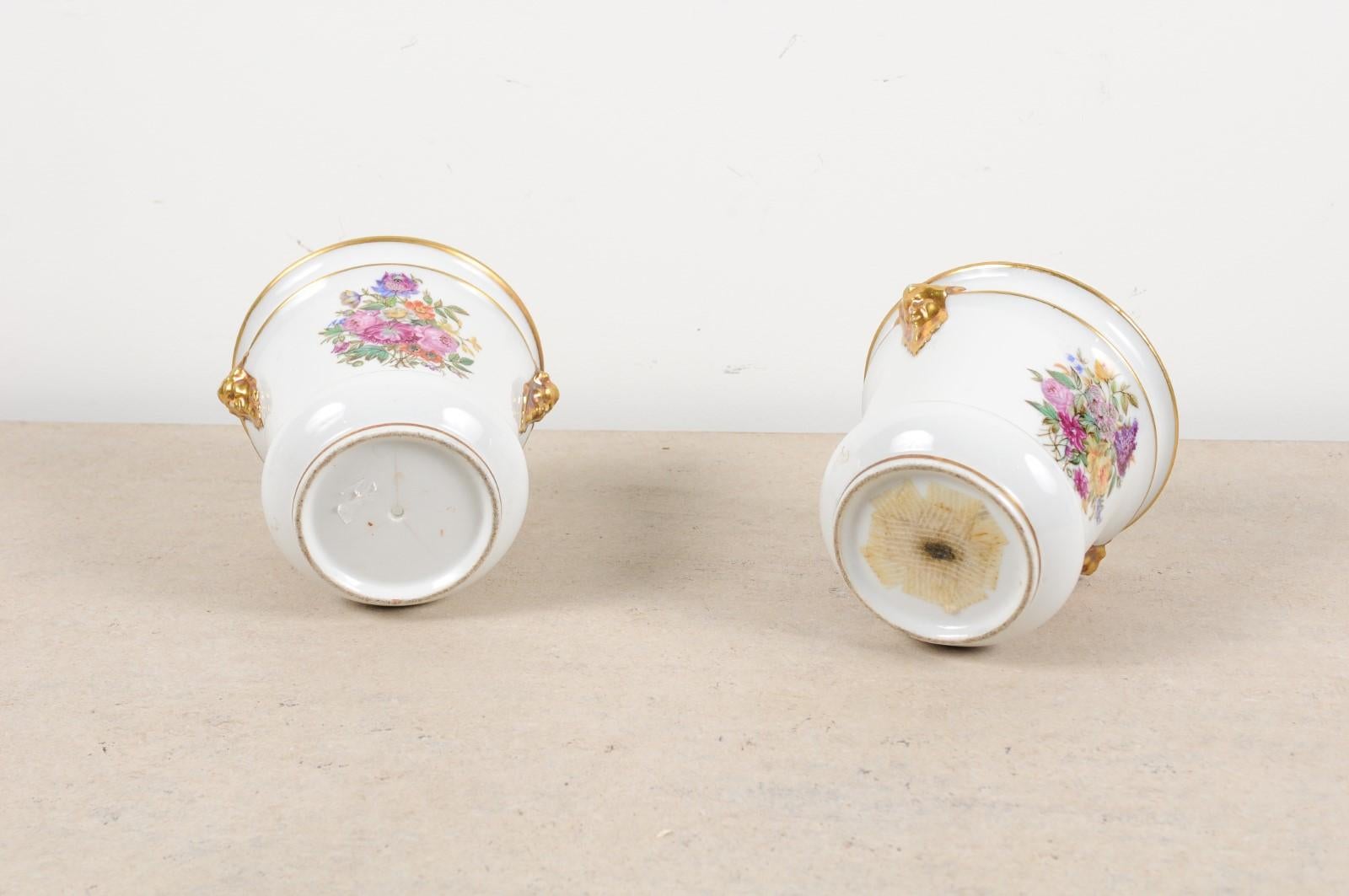 Pair of French Late 18th Century Paris Porcelain Cachepots with Floral Décor For Sale 10