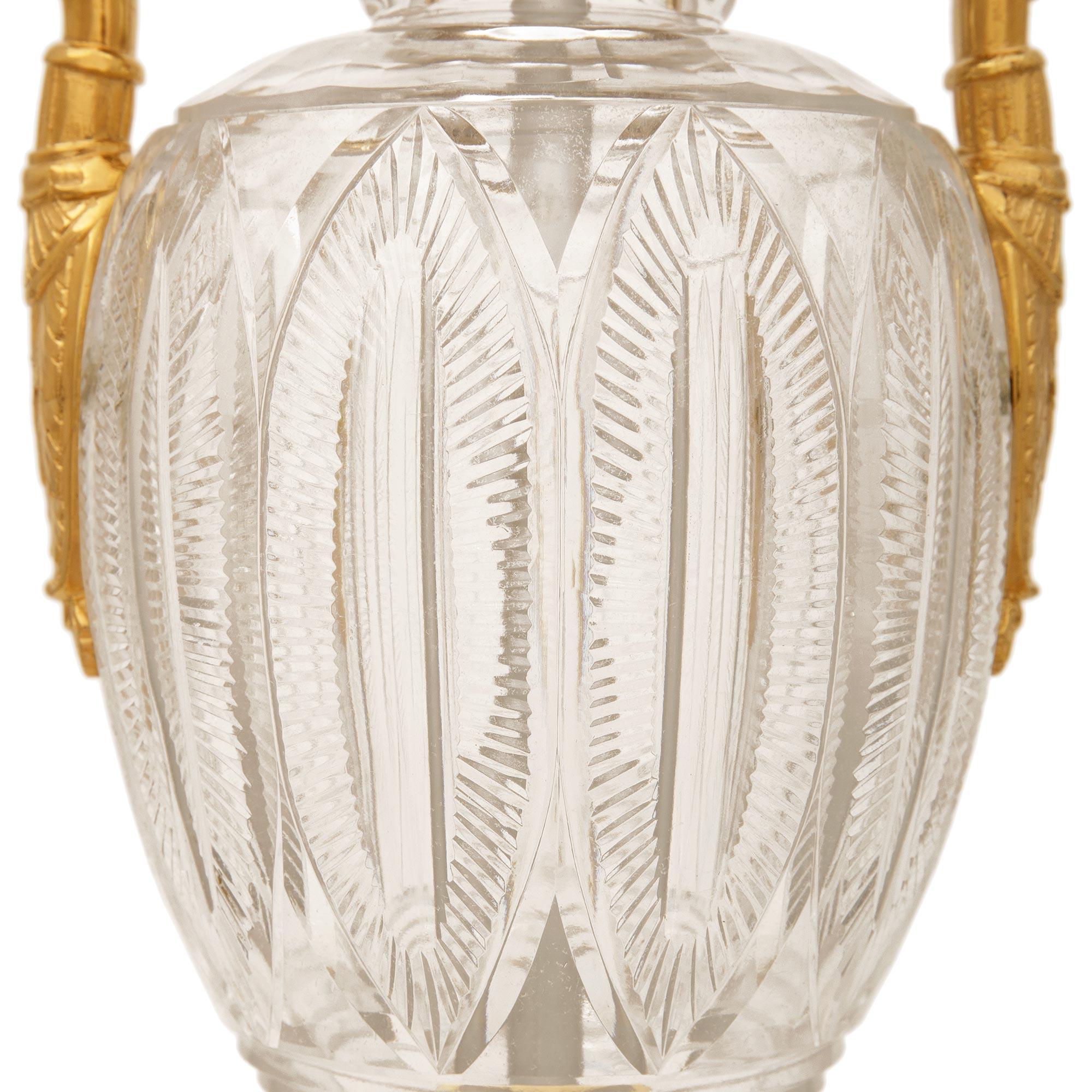 Cristallo coppia di lampade francesi della fine del XIX secolo di Charles X in cristallo e ormeggio in vendita