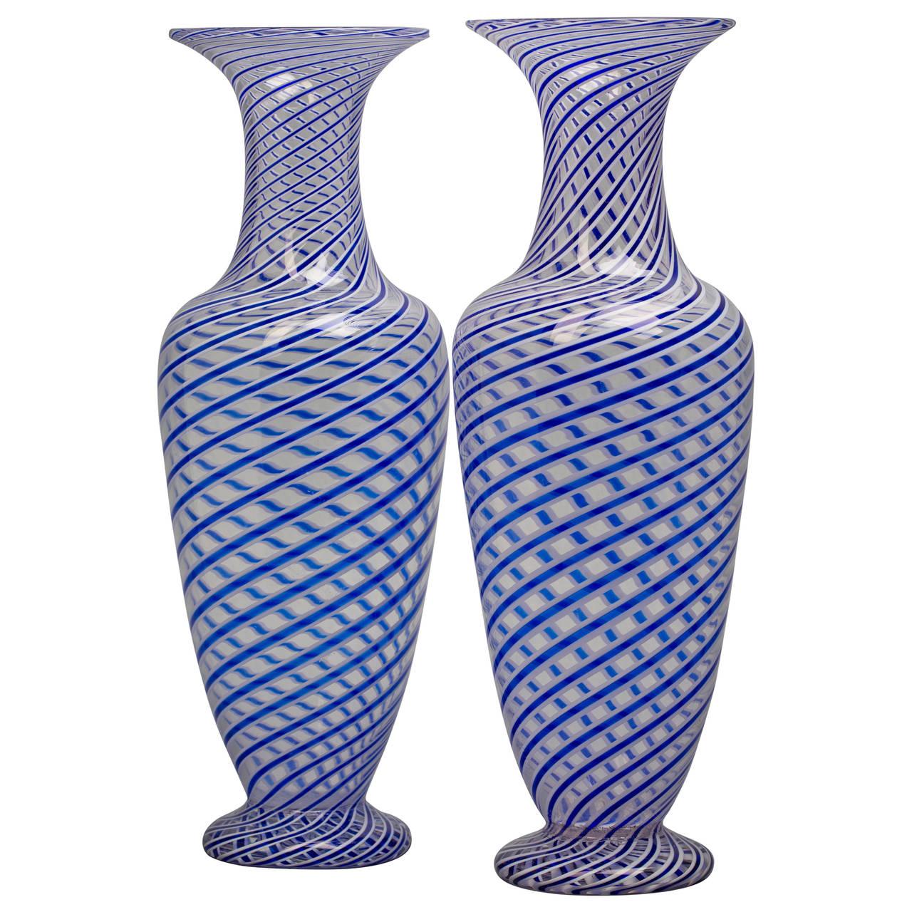 Pair of French 'Latticino' Glass Vases, circa 1880 In Excellent Condition For Sale In New York, NY