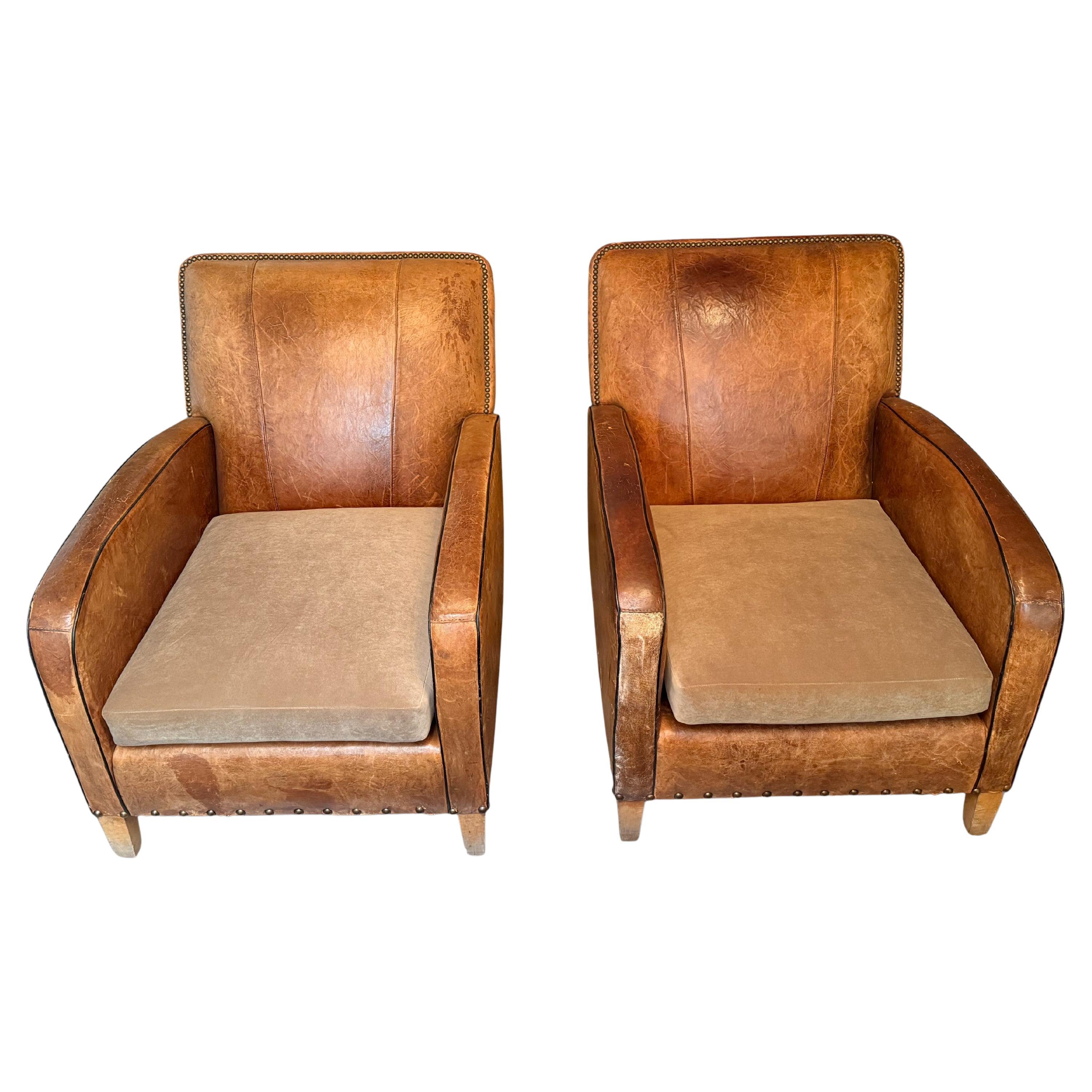 Pair of French Leather Club Chairs in vendita