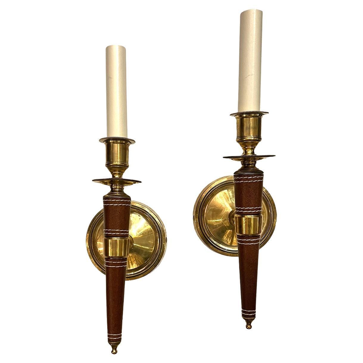 Coppia di lampade francesi in pelle in vendita