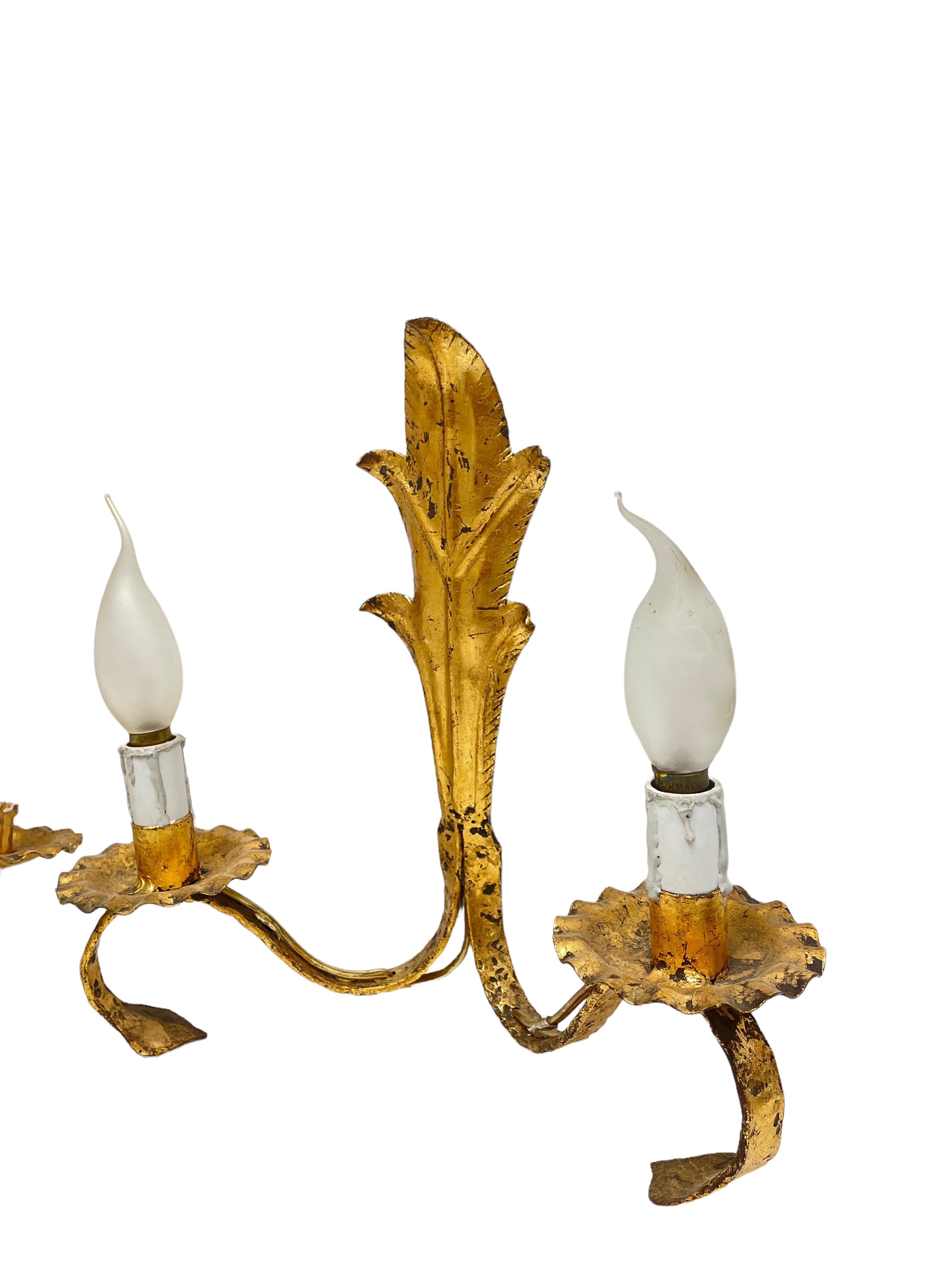 Mid-20th Century Pair of French Lily Style Gilt Iron Tole Sconces Gilded Metal, Belgium, 1960s For Sale