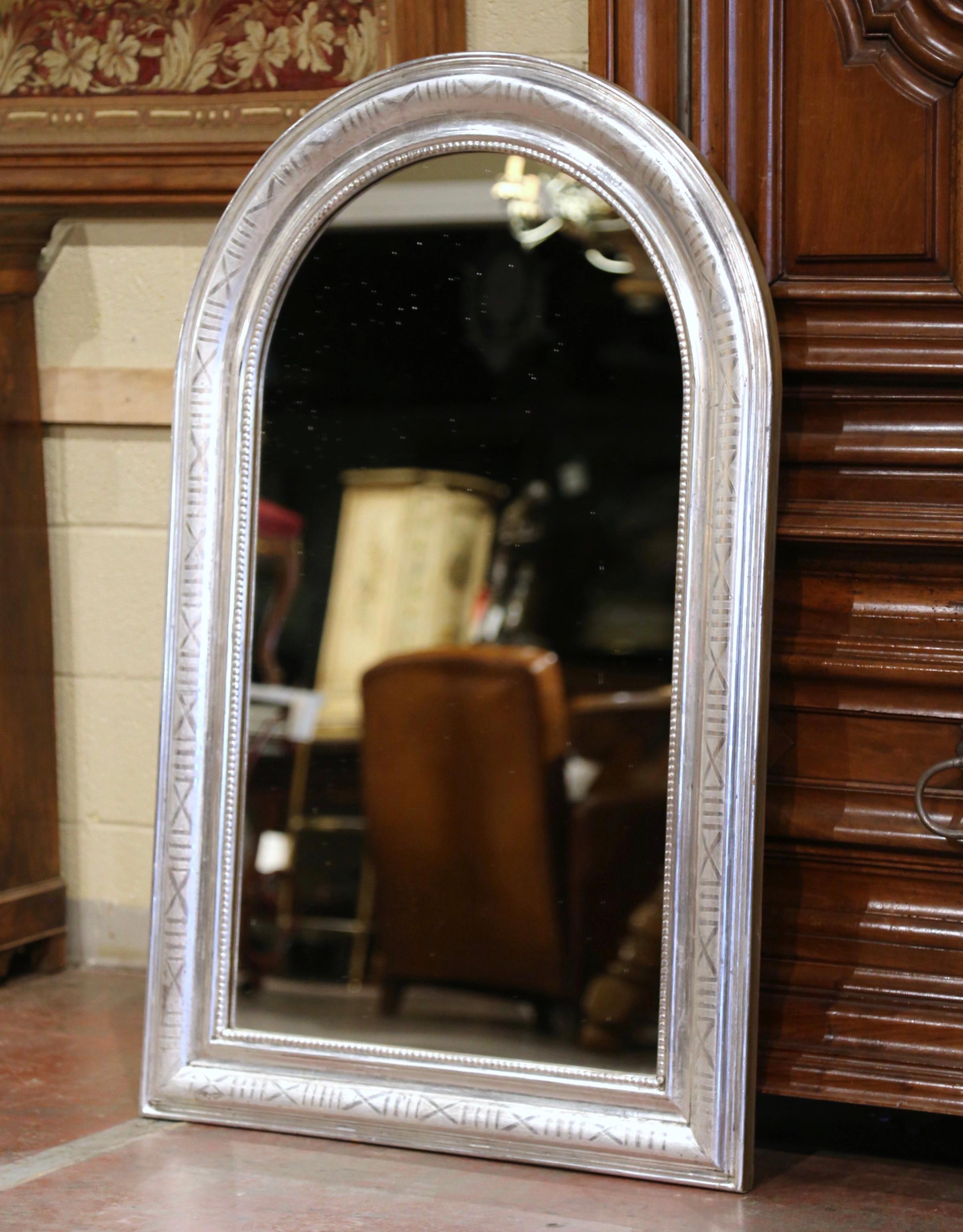  Pair of French Louis Philippe Silver Leaf Wall Mirrors with Engraved Motifs For Sale 2