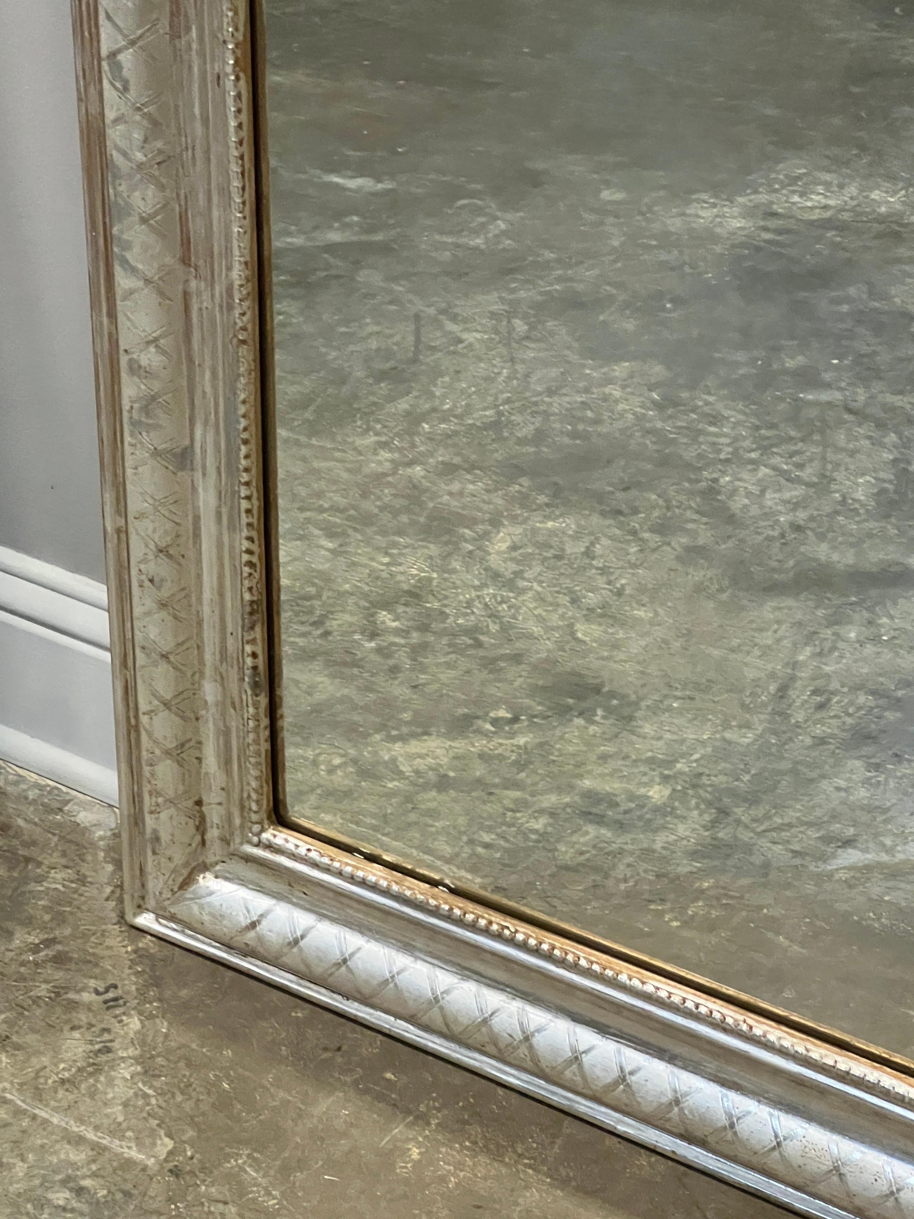Pair of French Louis Philippe Style Arched Silver Gilt Mirrors In Good Condition In Houston, US