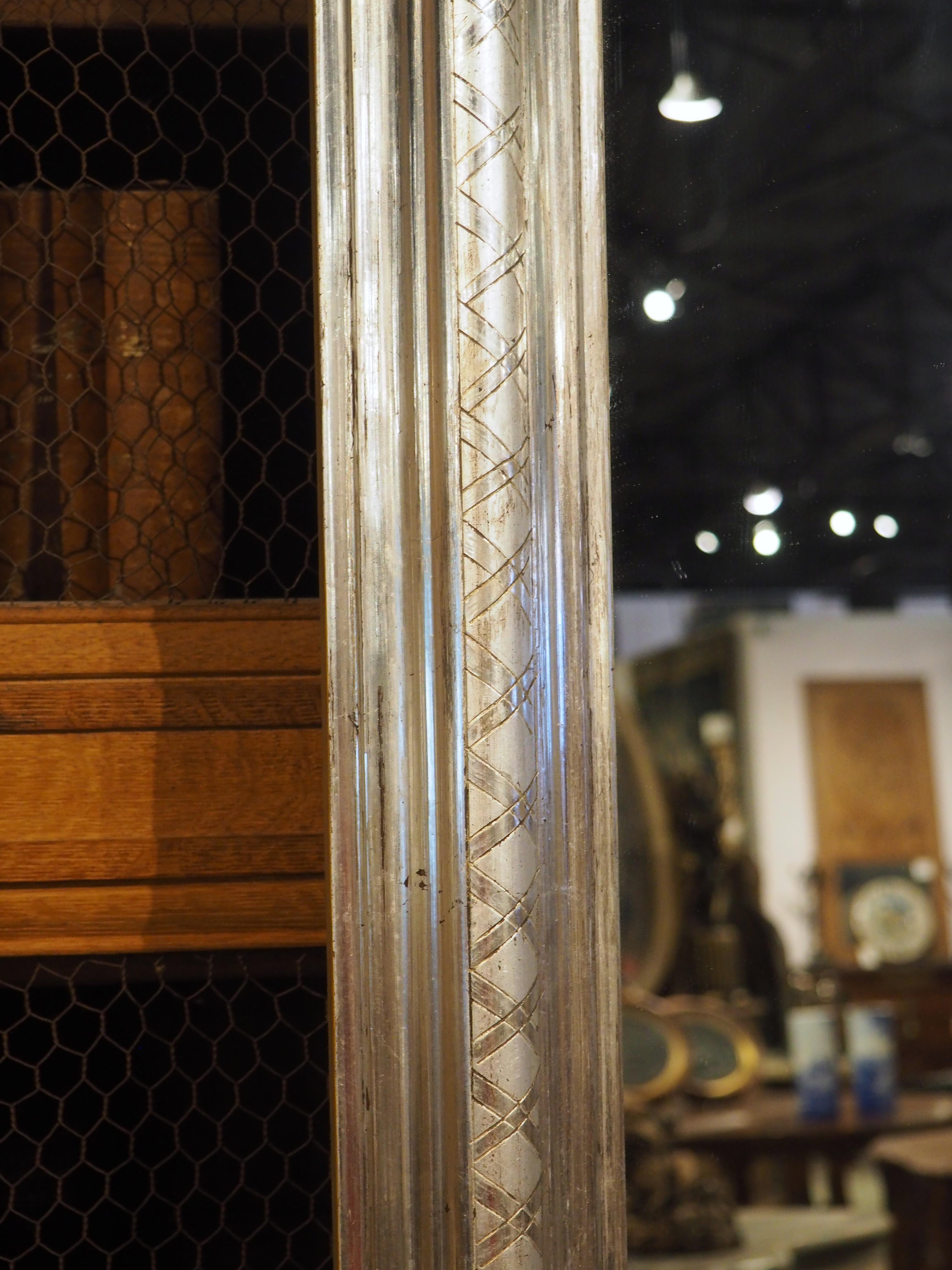 Verre Paire de miroirs à feuilles d'argent de style Louis Philippe avec décor en X en vente