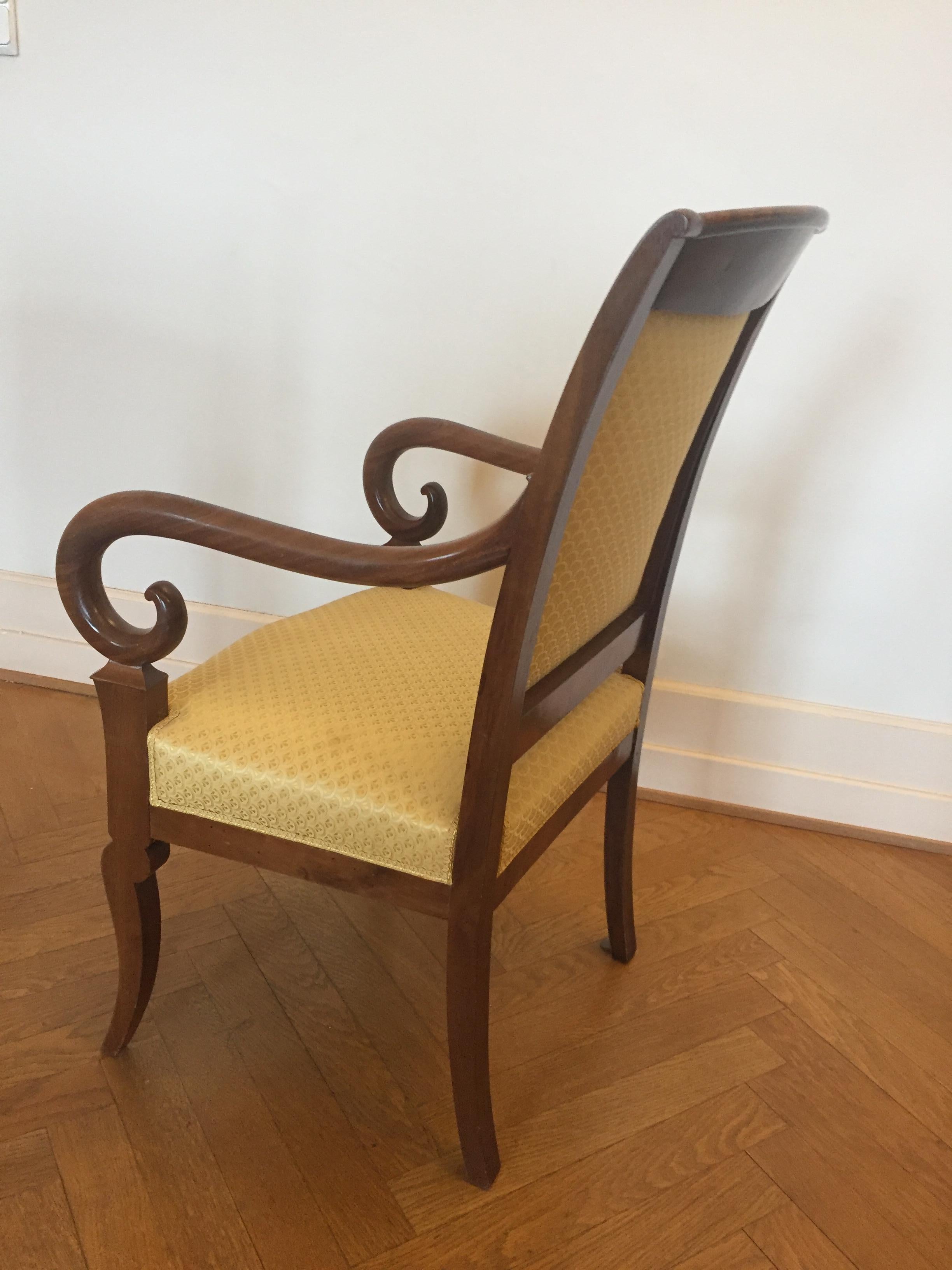 Pair of French Louis Phillipe Mahogany Armchairs Recovered in a Yellow Fabric In Good Condition For Sale In Miami, FL