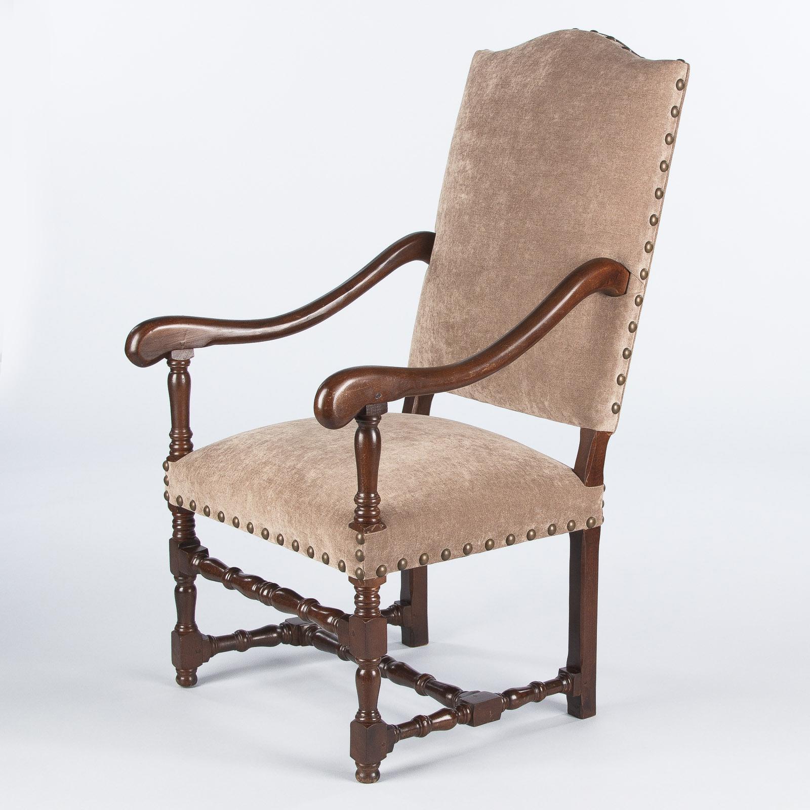 Pair of French Louis XIII Style Upholstered Beechwood Armchairs, circa 1920s 8