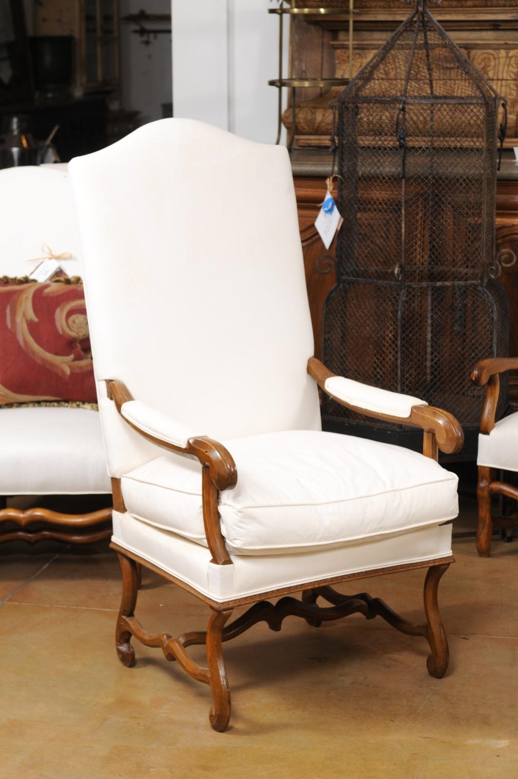 Pair of French Louis XIV Style 19th Century Walnut Fauteuils with New Upholstery In Good Condition In Atlanta, GA