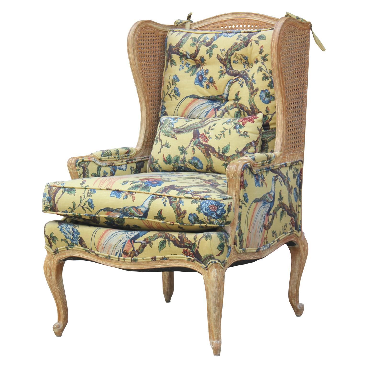 Pair of French Louis XIV Style Cane Bergère Lounge Chairs In Good Condition In Houston, TX