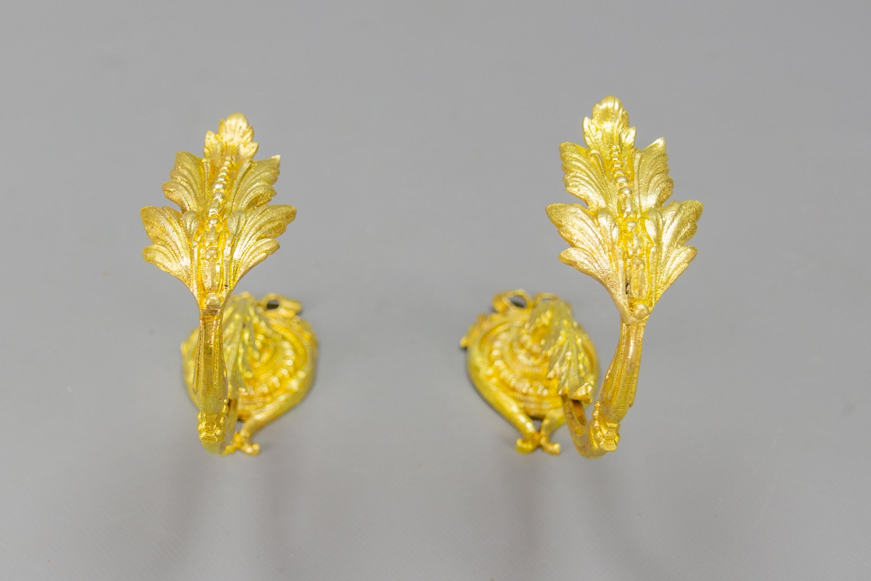 Pair of French Louis XIV Style Gilt Bronze Curtain Tiebacks or Curtain Holders For Sale 12