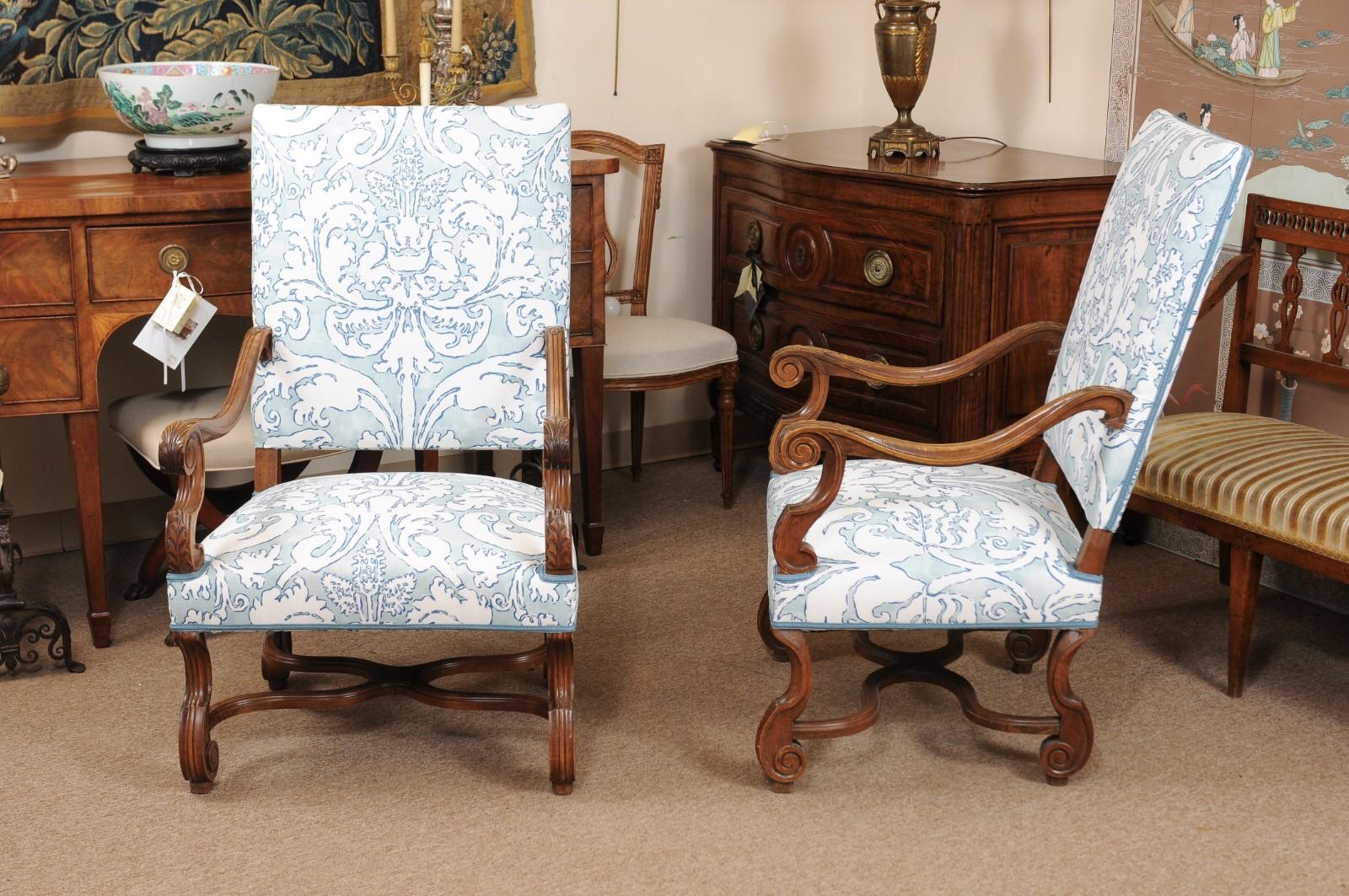 Pair of  French Louis XIV Style Walnut Armchairs, Late 19th Century 1