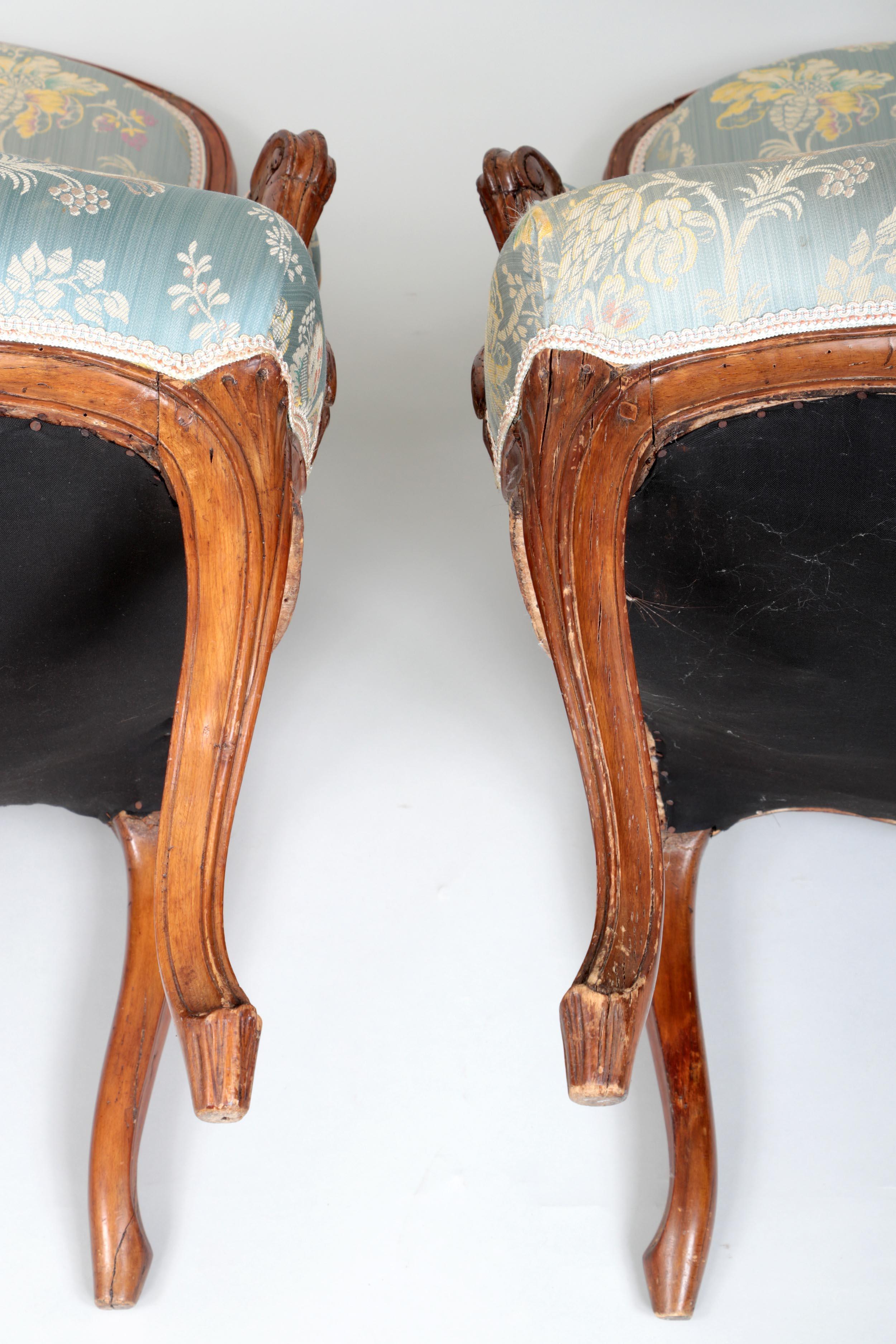 Pair of French Louis XV Armchairs, circa 1760 4