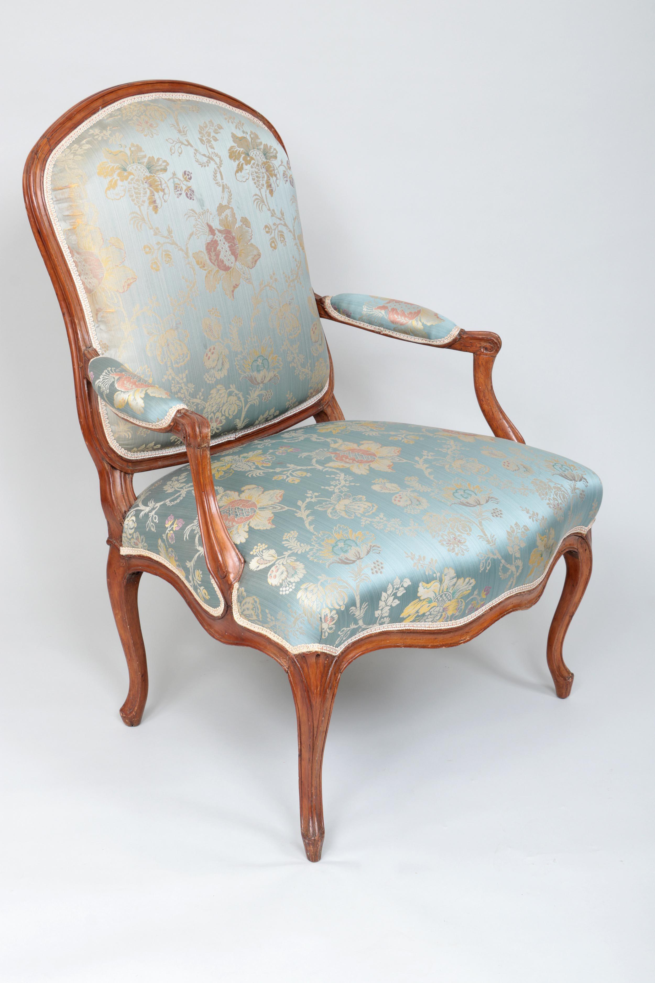 Pair of French Louis XV Armchairs, circa 1760 In Good Condition In Doylestown, PA