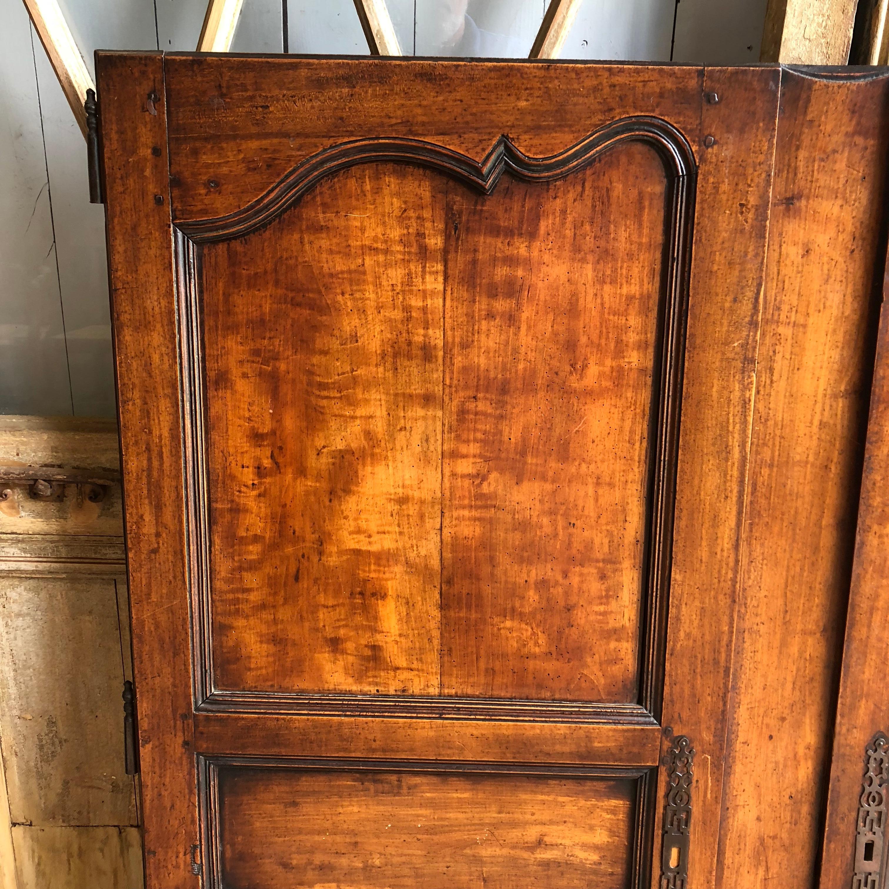 Pair of French Louis XV Cabinet Doors, 18th Century In Good Condition In Doylestown, PA